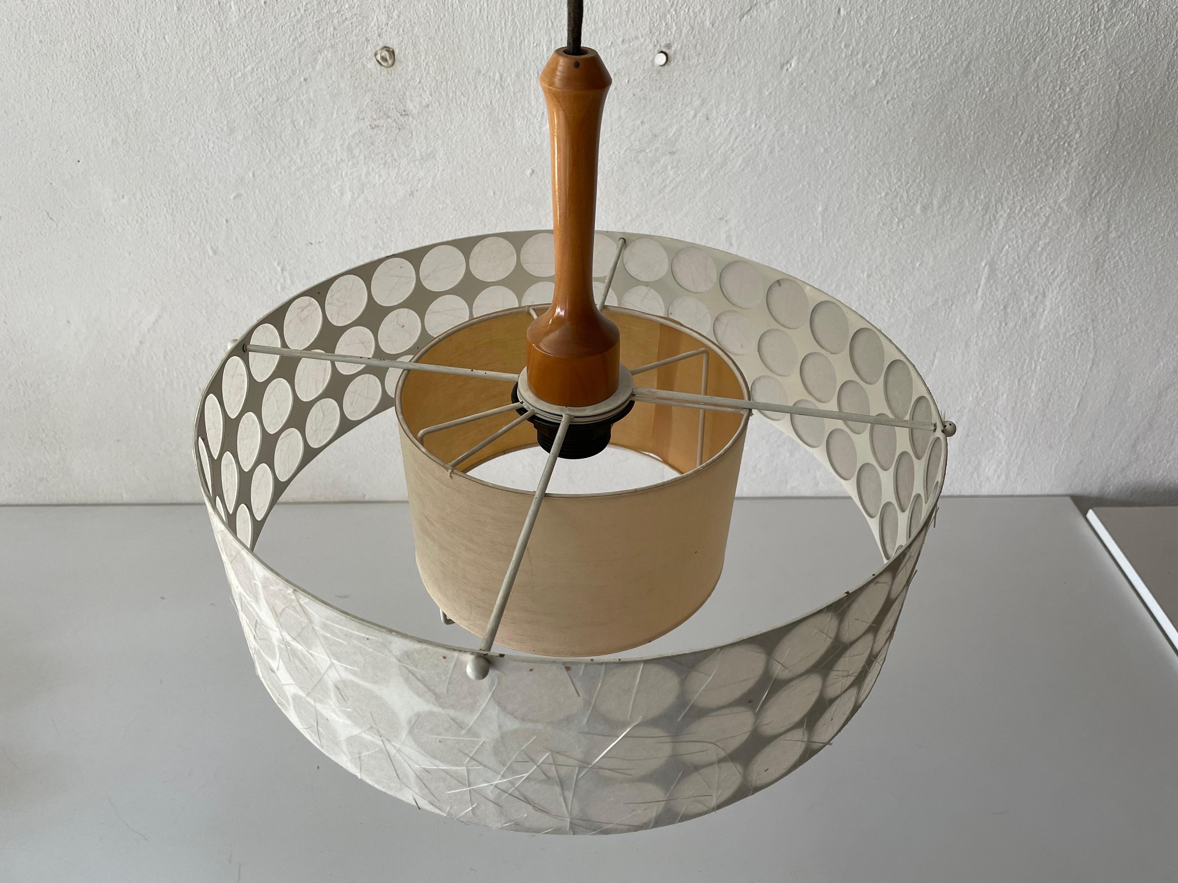 Allemand Lampe à suspension à abat-jour atomique rare de Temde, années 1960, Suisse en vente