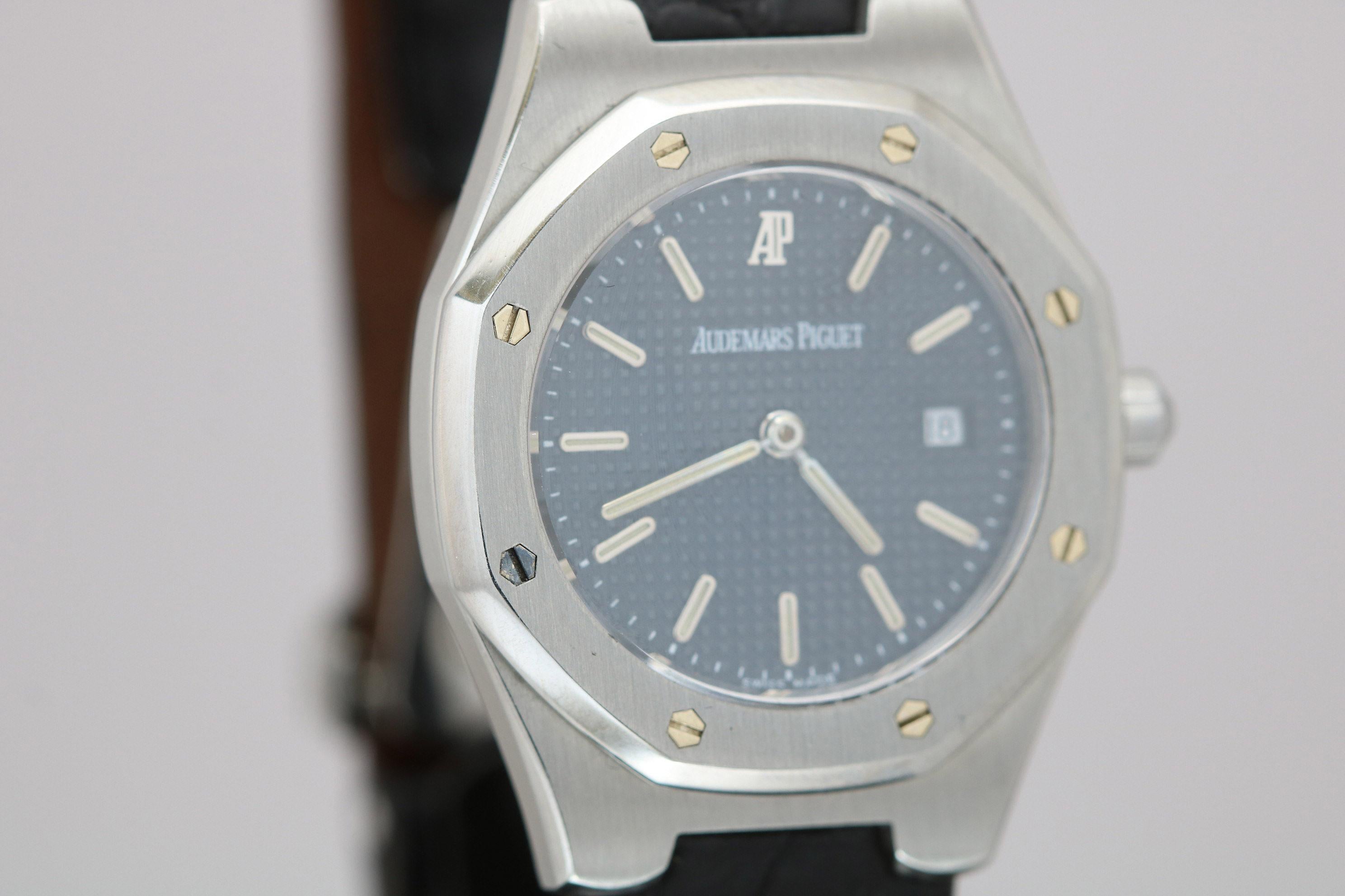 Rare Audemars Piguet Stainless Steel Ladies Royal Oak Quartz, circa 1990 3