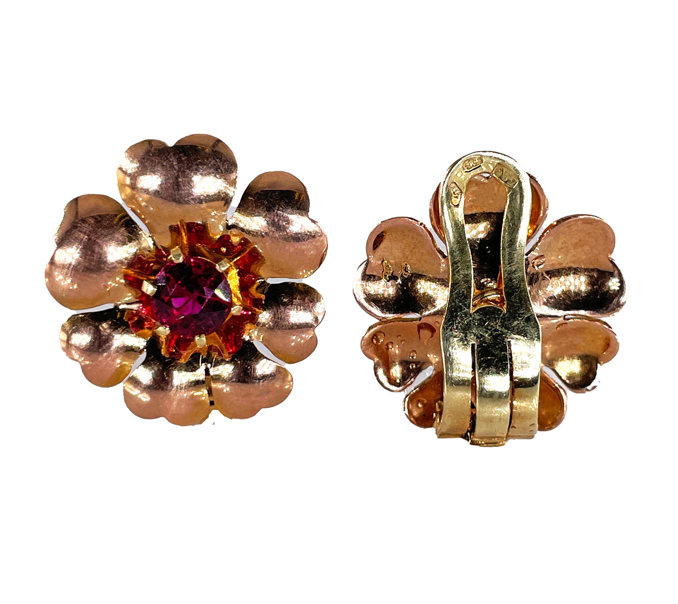 Modern 1935 Austrian GIA Natural 1.20ct RUBY 14K Rose Gold Flower Vintage Clip Earrings For Sale