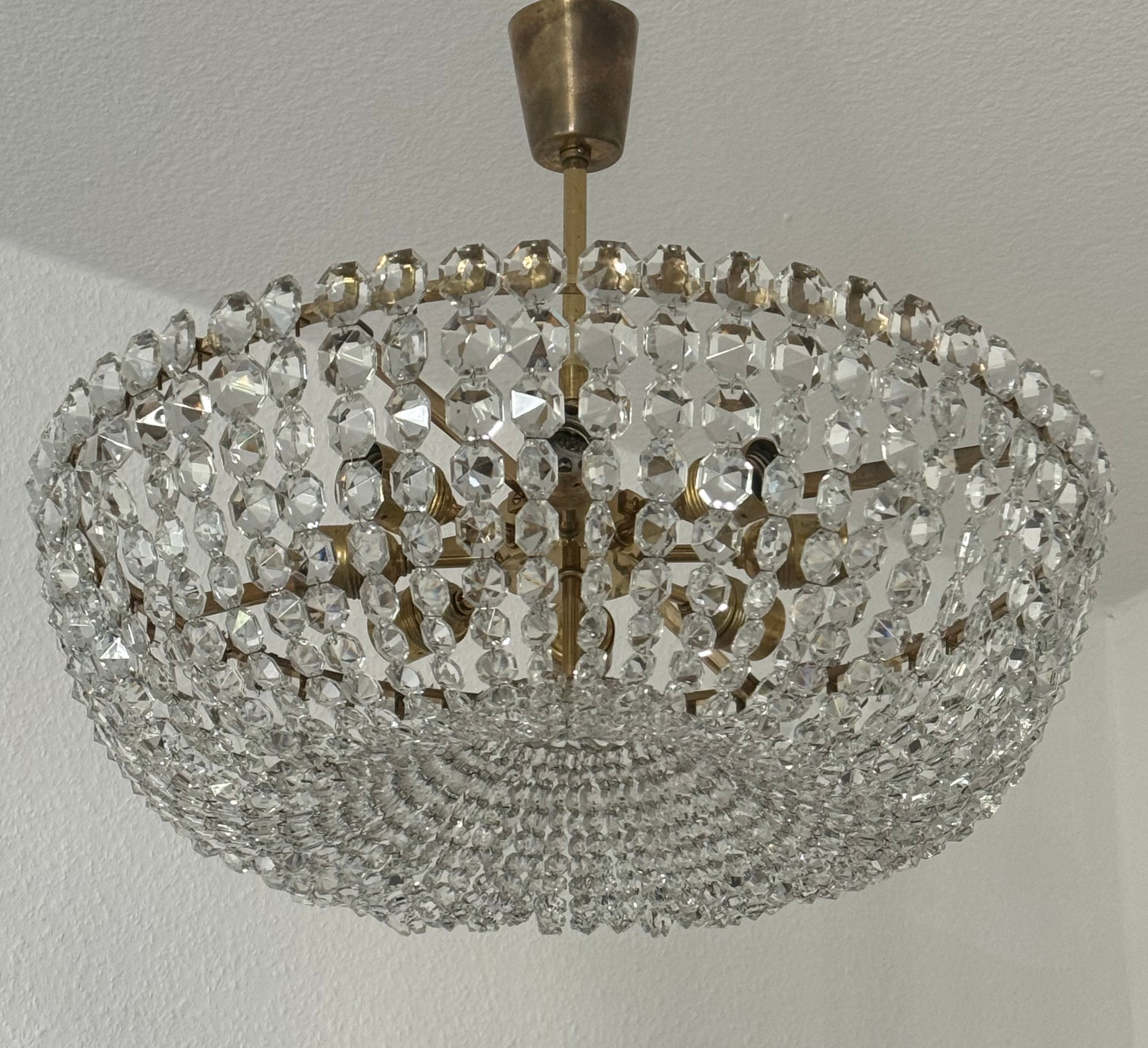 Mid-Century Modern Exquisite Cut-Glass Basket Chandelier by J.L Lobmeyr, Vienna, circa 1960s For Sale