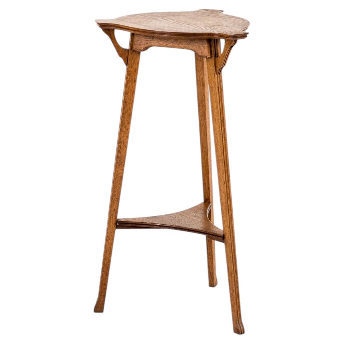 Seltene österreichische Jardiniere aus Eiche der Wiener Secession im Angebot