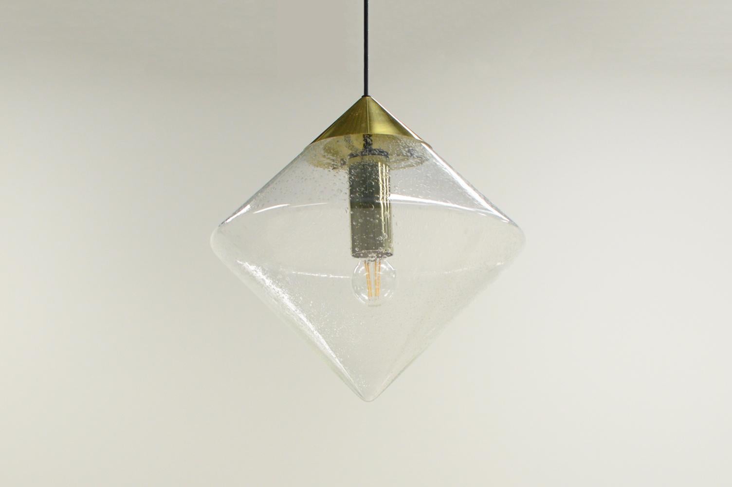 Rare B-1218 pendant by Raak Amsterdam, 1970s The Netherlands.  In Good Condition In Landgraaf, NL