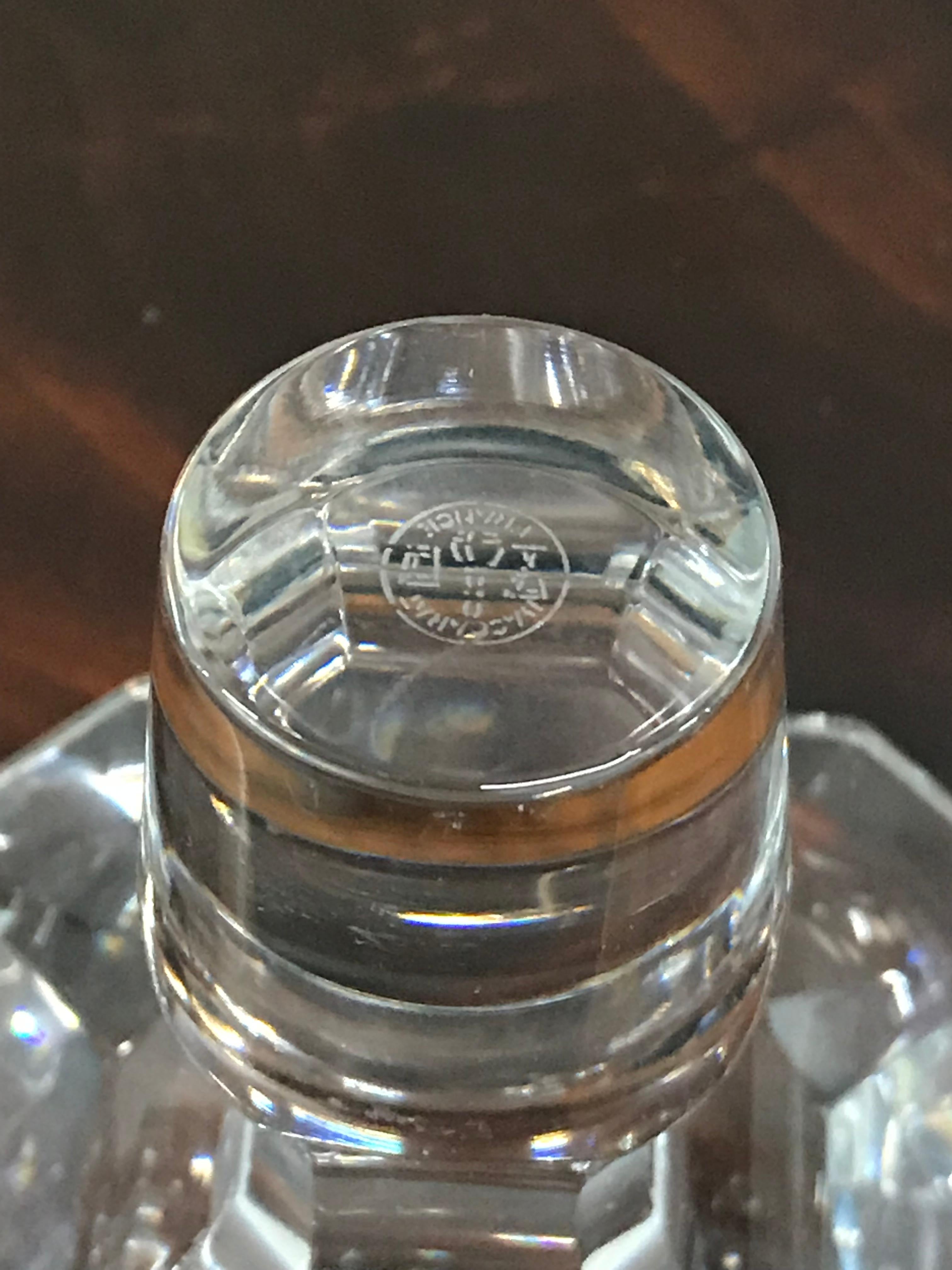 Rare carafe à whisky Harcourt en cristal Asprey de Baccarat et col en argent sterling 3