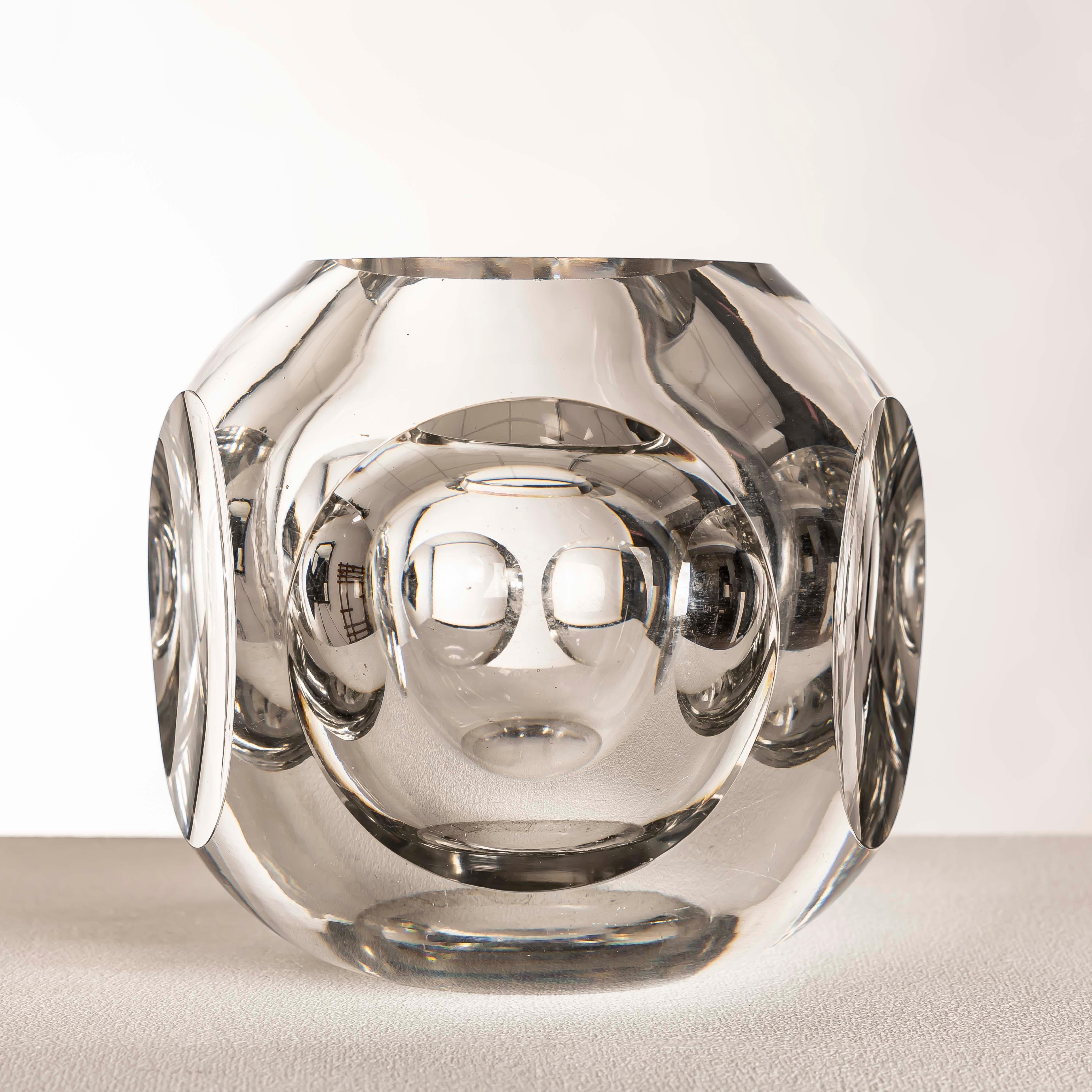 Raro jarrón de cristal de Baccarat, Francia, hacia 1950 siglo XX en venta