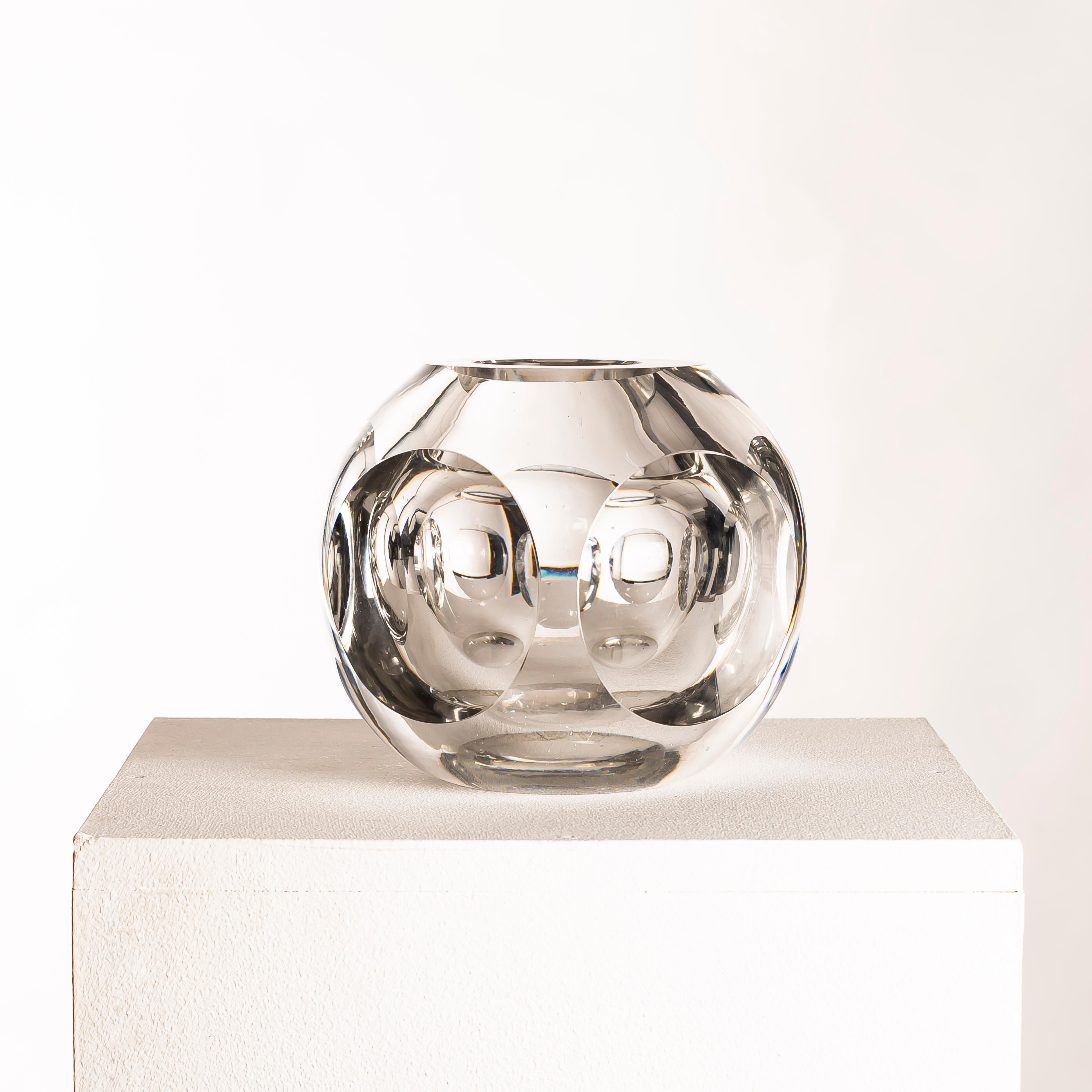 Raro jarrón de cristal de Baccarat, Francia, hacia 1950 en venta 1