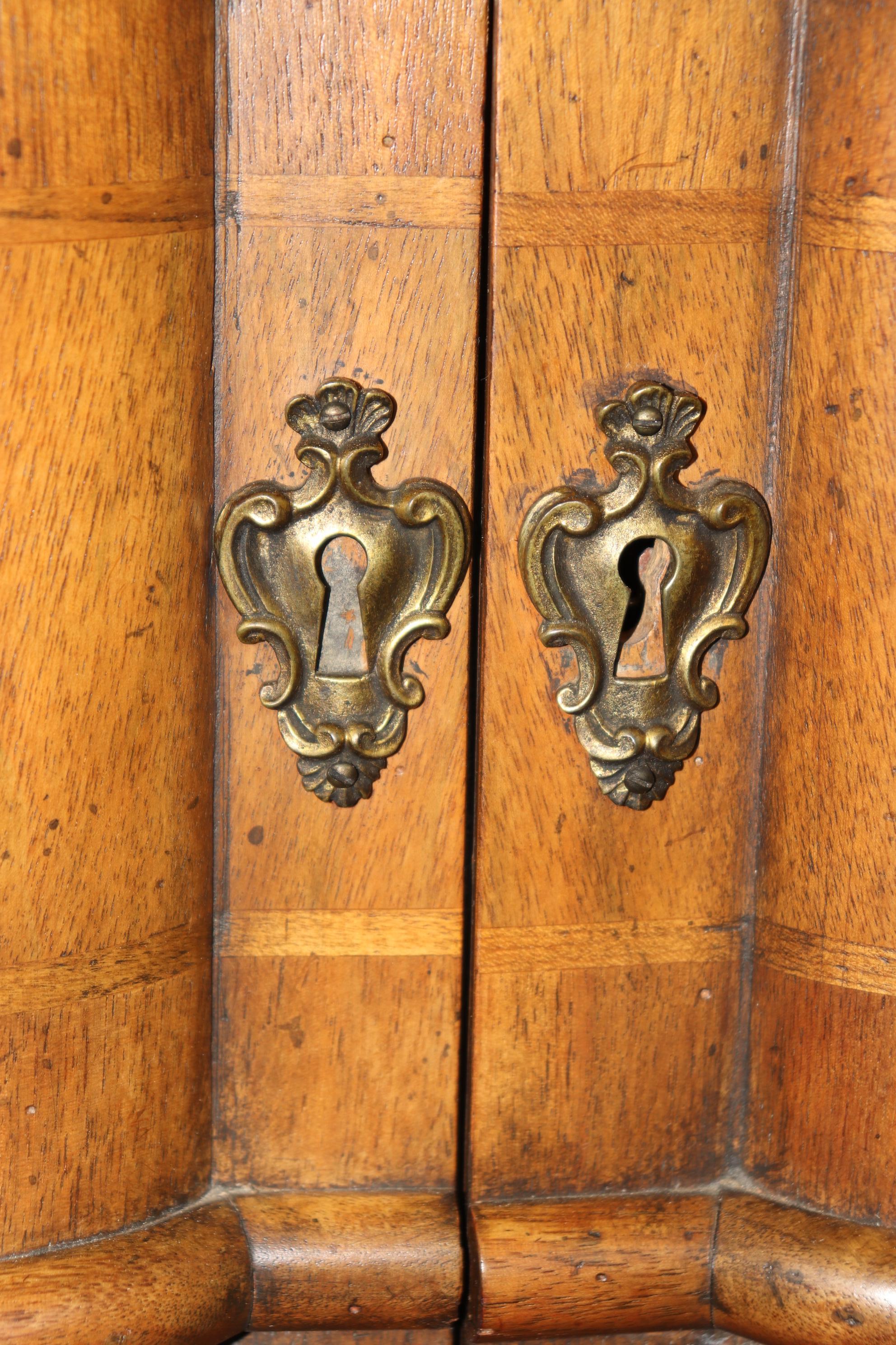 Rare Baker Furniture Co. Italian Rococo Style Walnut Mirrored Secretary Desk For Sale 5