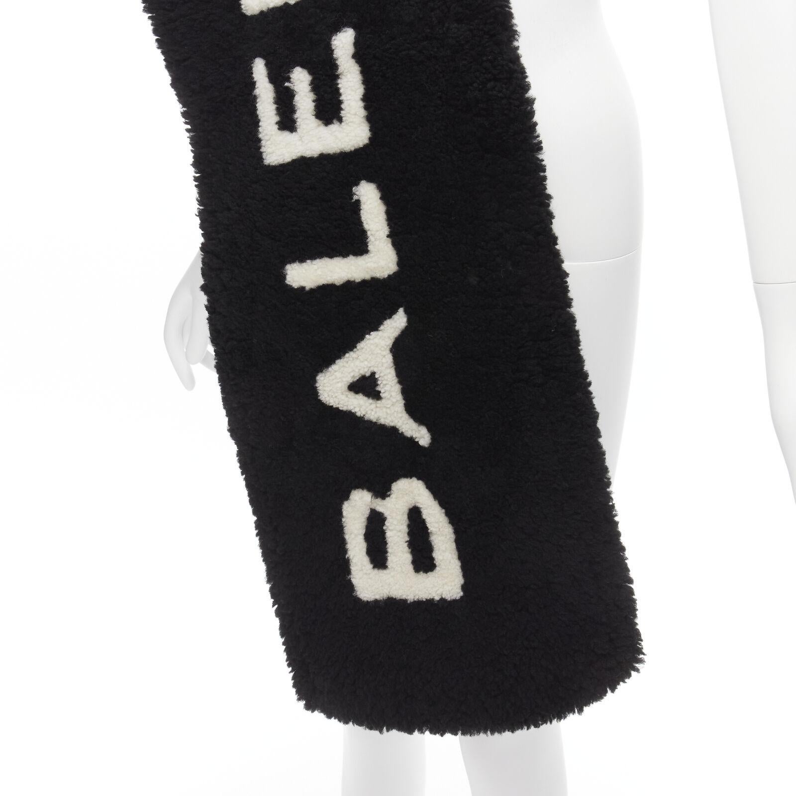 rare BALENCIAGA Demna 2016 Runway iconic B&W logo lambskin shearling fur scarf For Sale 2