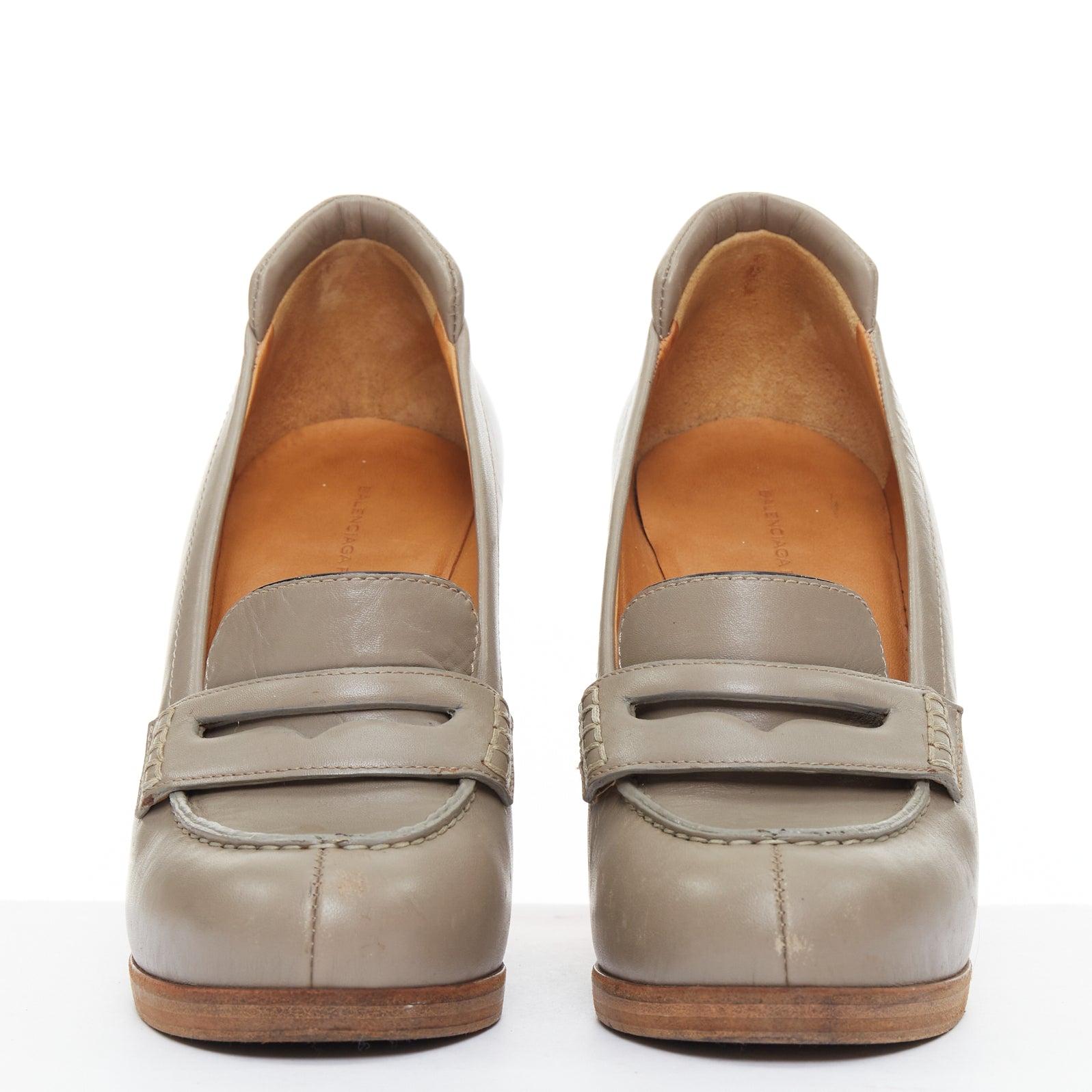 Brown rare BALENCIAGA Vintage grey leather colourful wooden block heel loafer EU37 For Sale