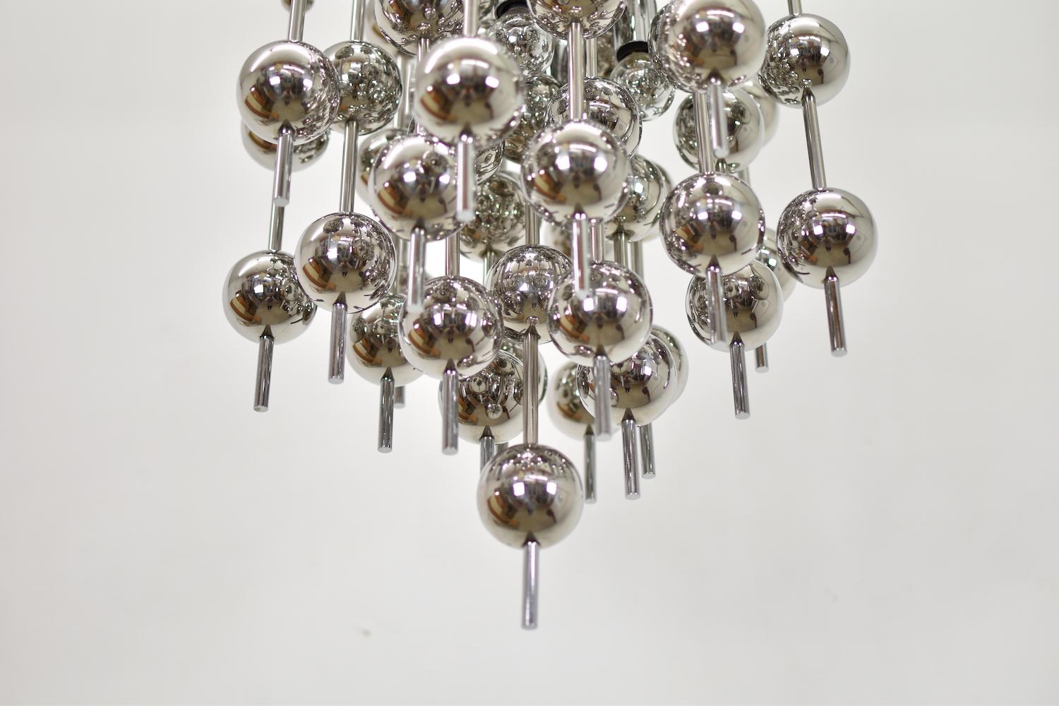 Rare Ball Pendant by Verner Panton for Lüber, Denmark, 1970s In Good Condition In Antwerp, BE