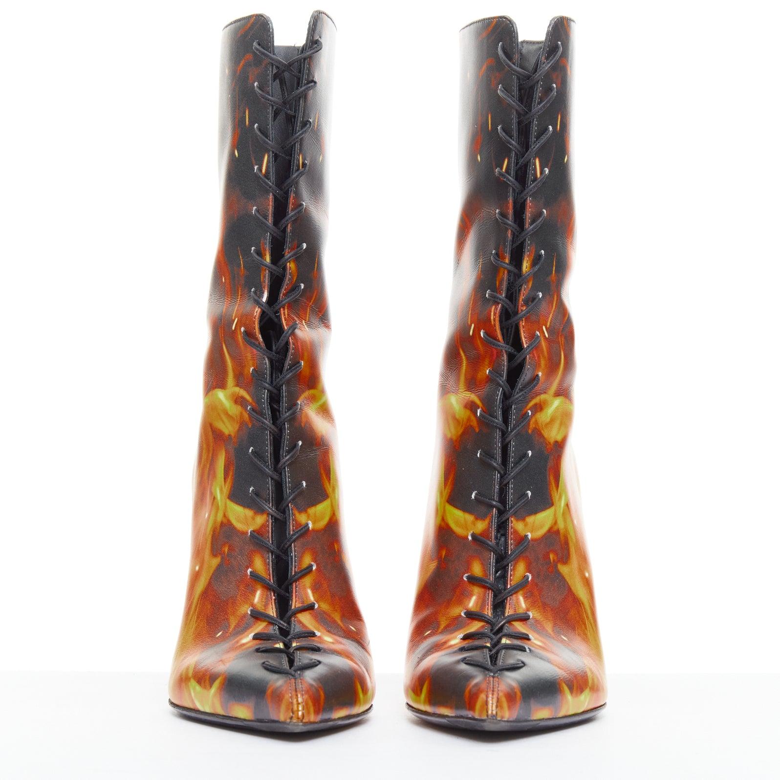 Marron rare BALMAIN Uria noir orange flamme brûlante corset lacets bottes EU39 en vente