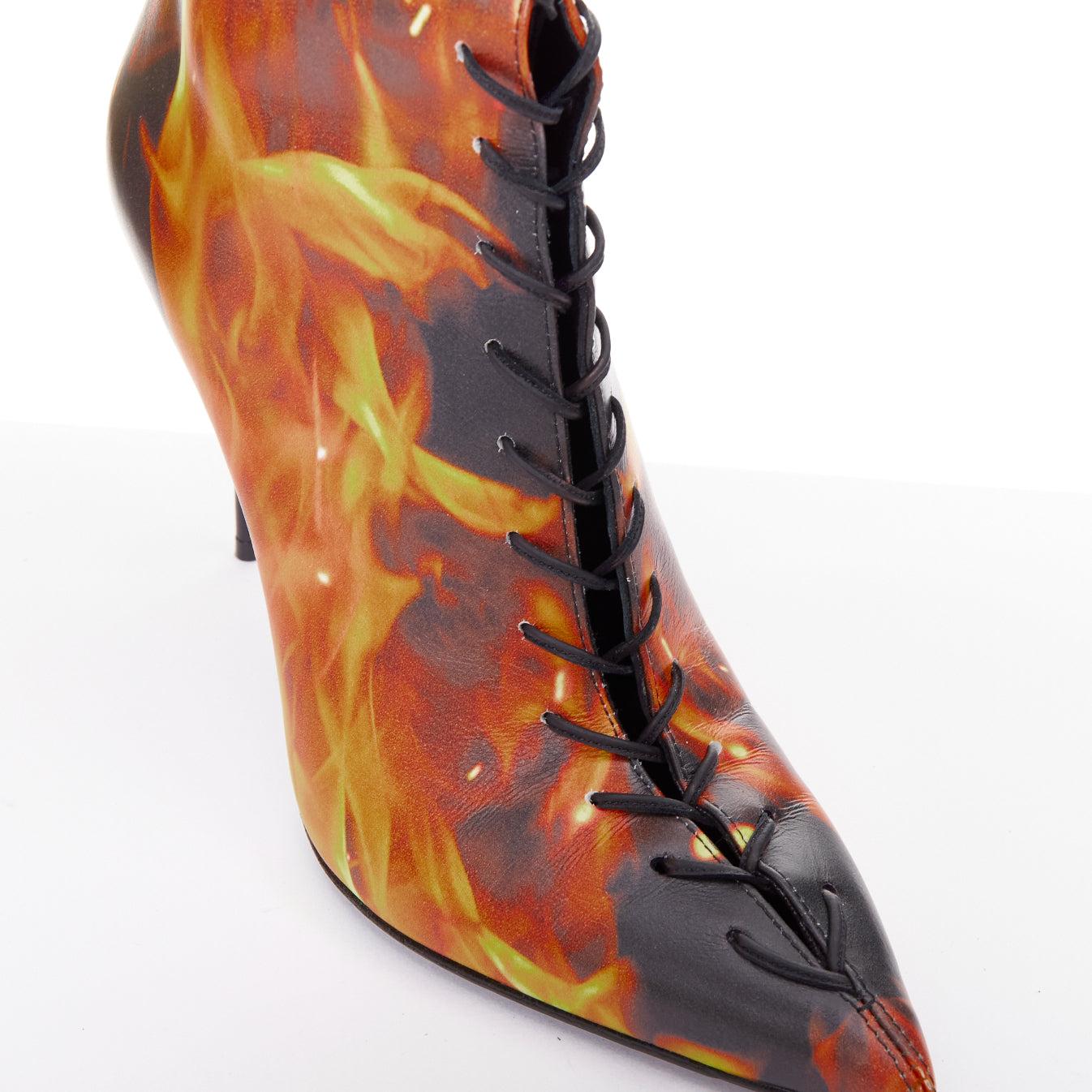 rare BALMAIN Uria noir orange flamme brûlante corset lacets bottes EU39 en vente 2