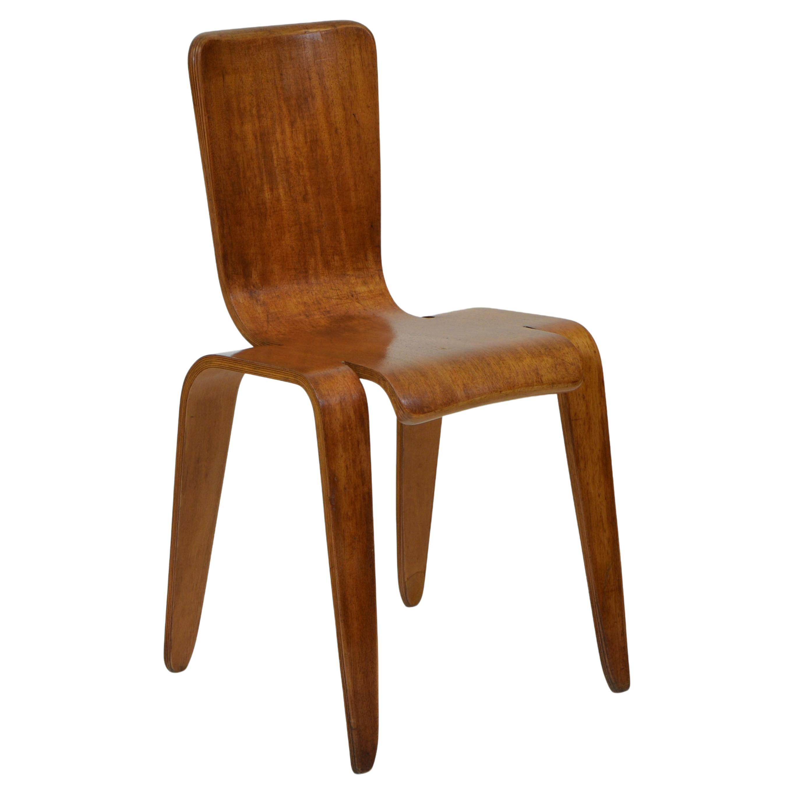 Seltener Bambi-Stuhl entworfen von Han Pieck für Morris & Co Glasgow