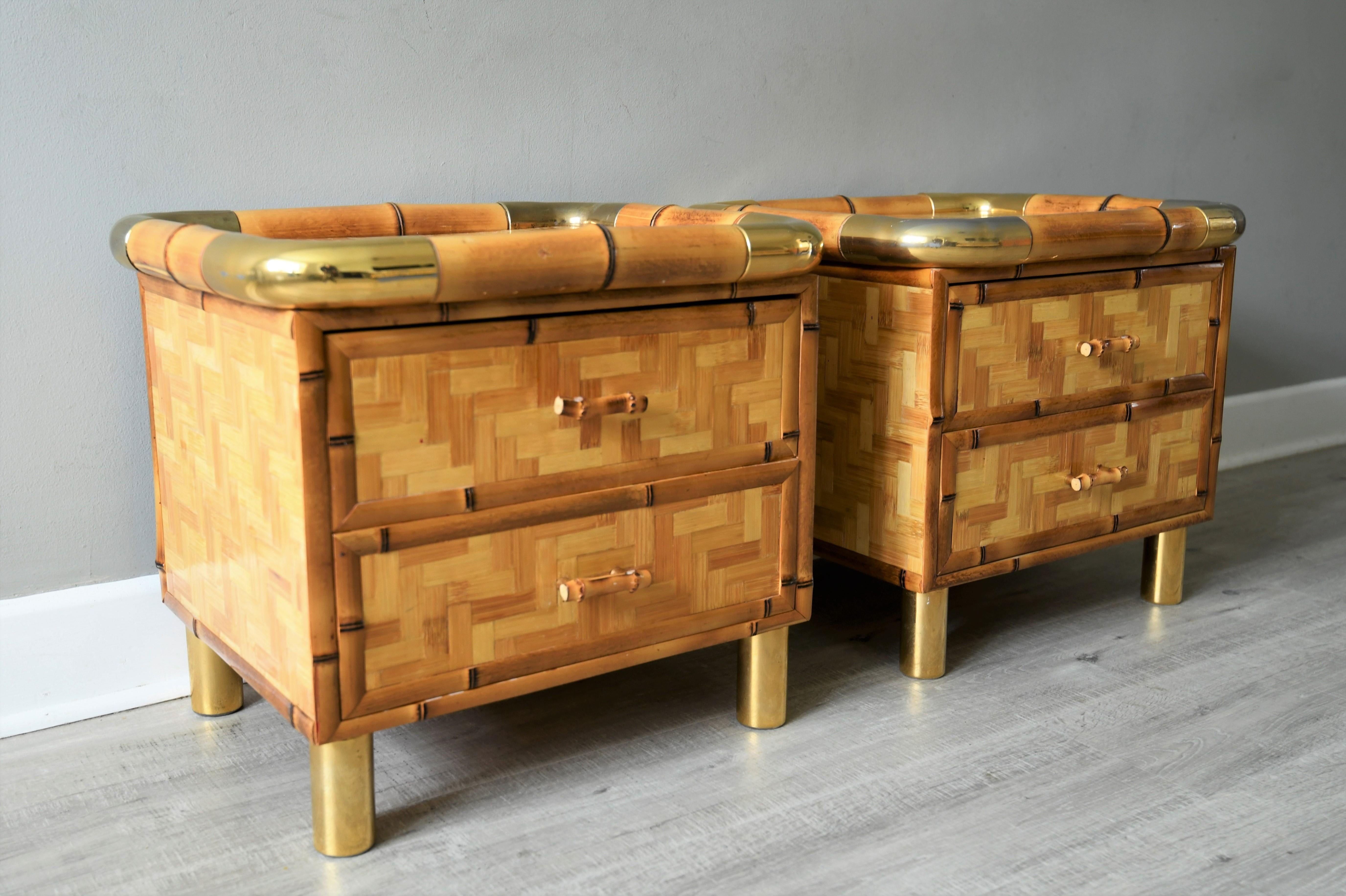 Rare Bamboo Parquetry Italian Bedroom Set Vanity and Pair of Nightstands, 1970s In Good Condition In everton lymington, GB
