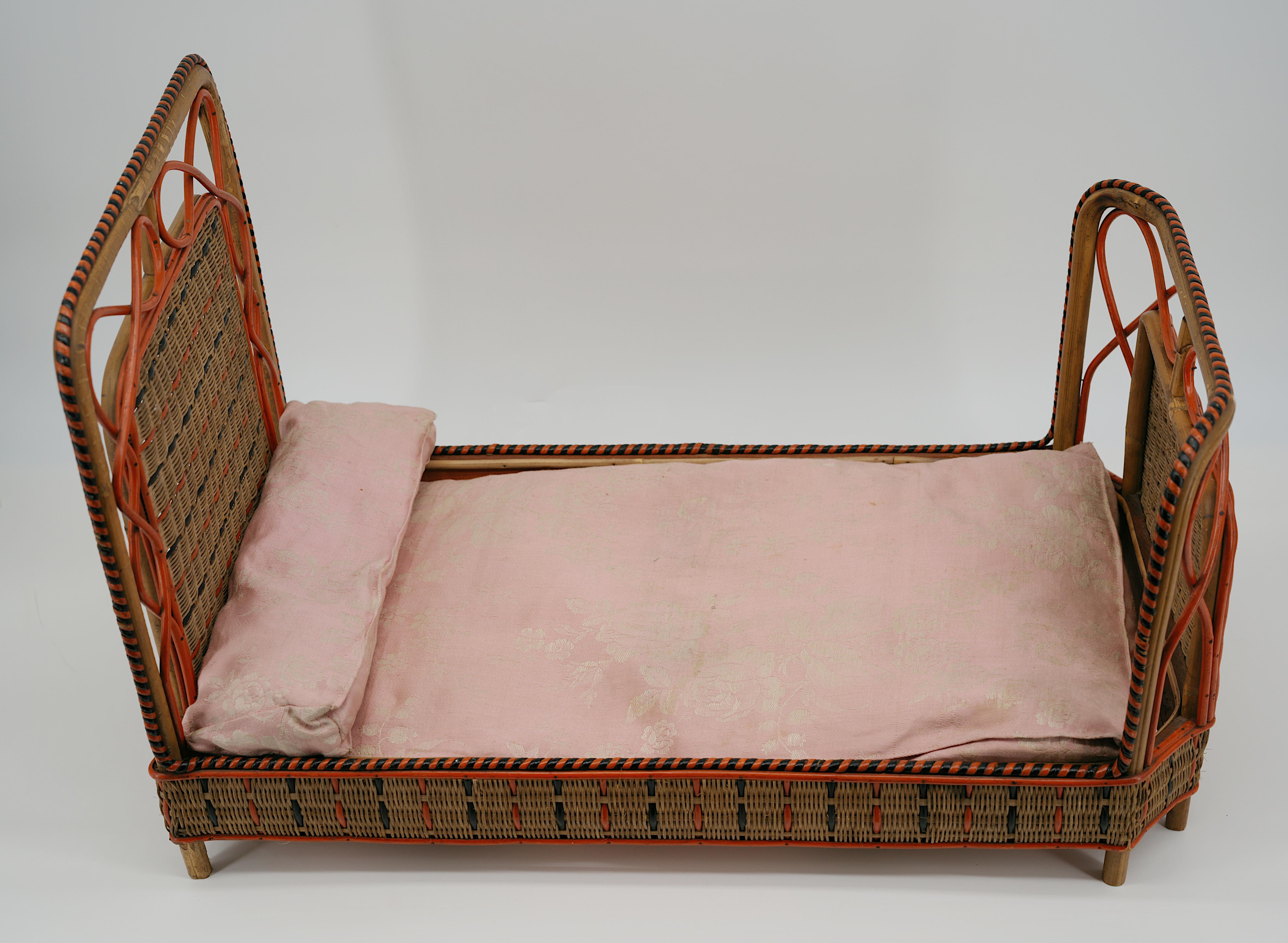Rare Bamboo & Rattan Doll's Bedroom, Playhouse, ca.1900 For Sale 3