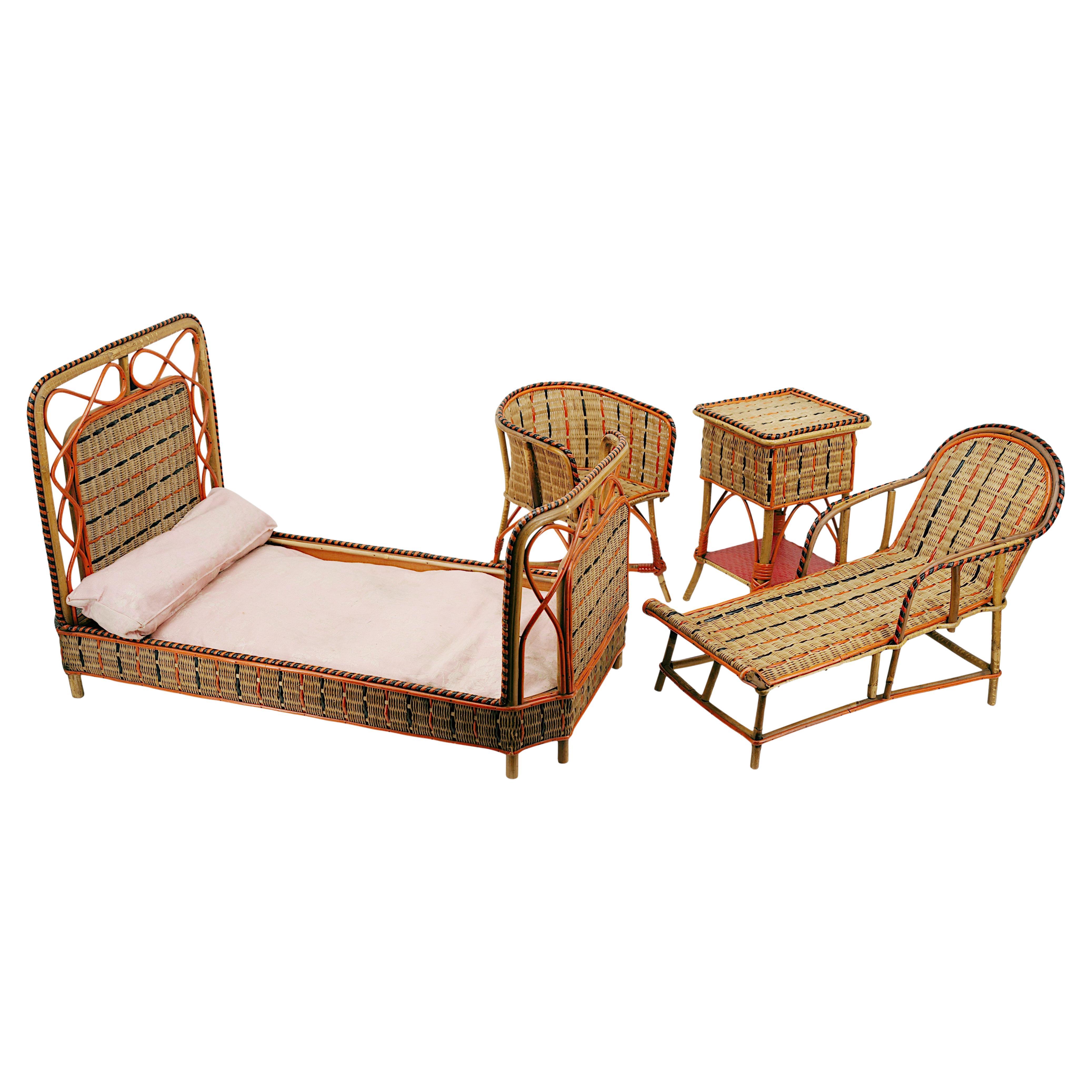Rare chambre à coucher de poupée en bambou et rotin, Playhouse, vers 1900