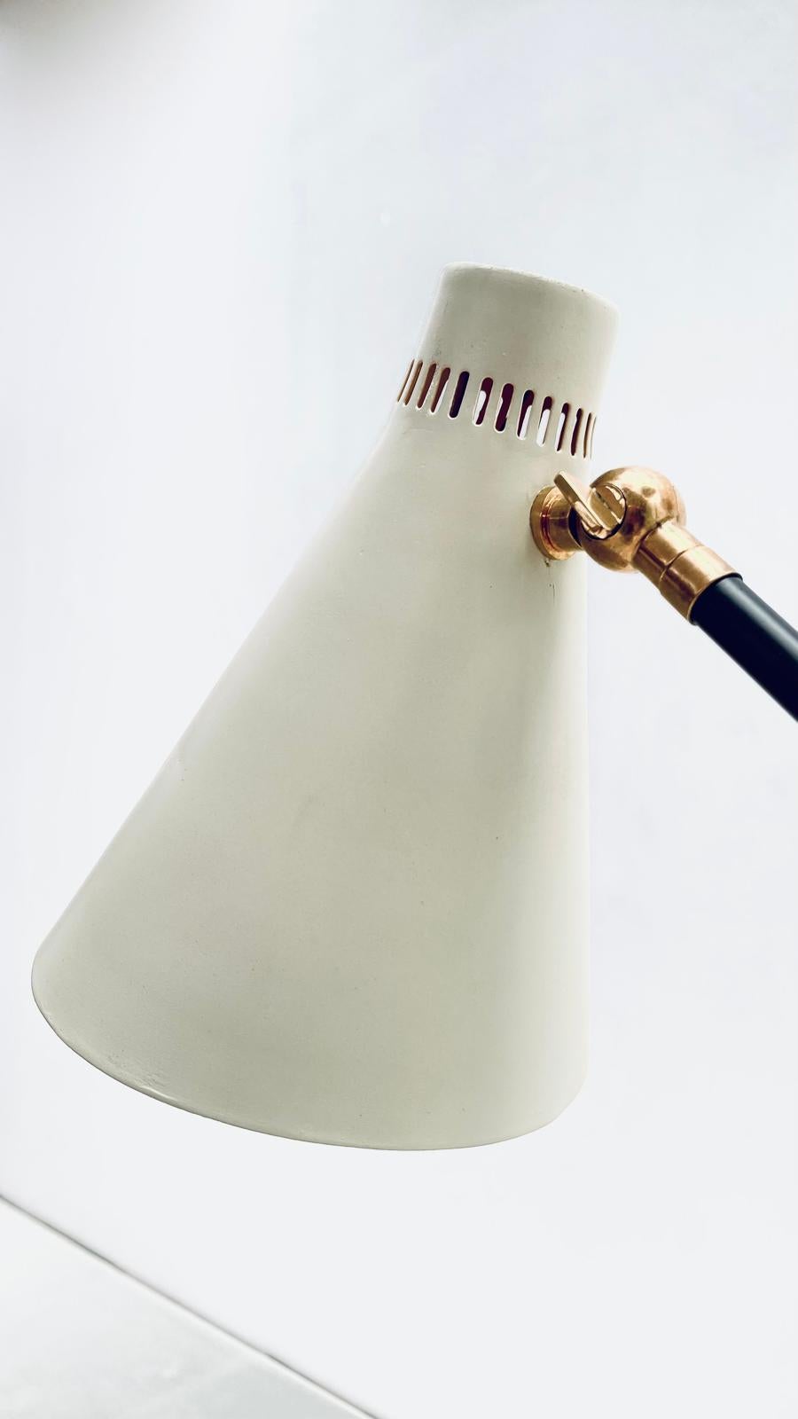 Rare bamboo stick pelikan - floor lamp For Sale 3