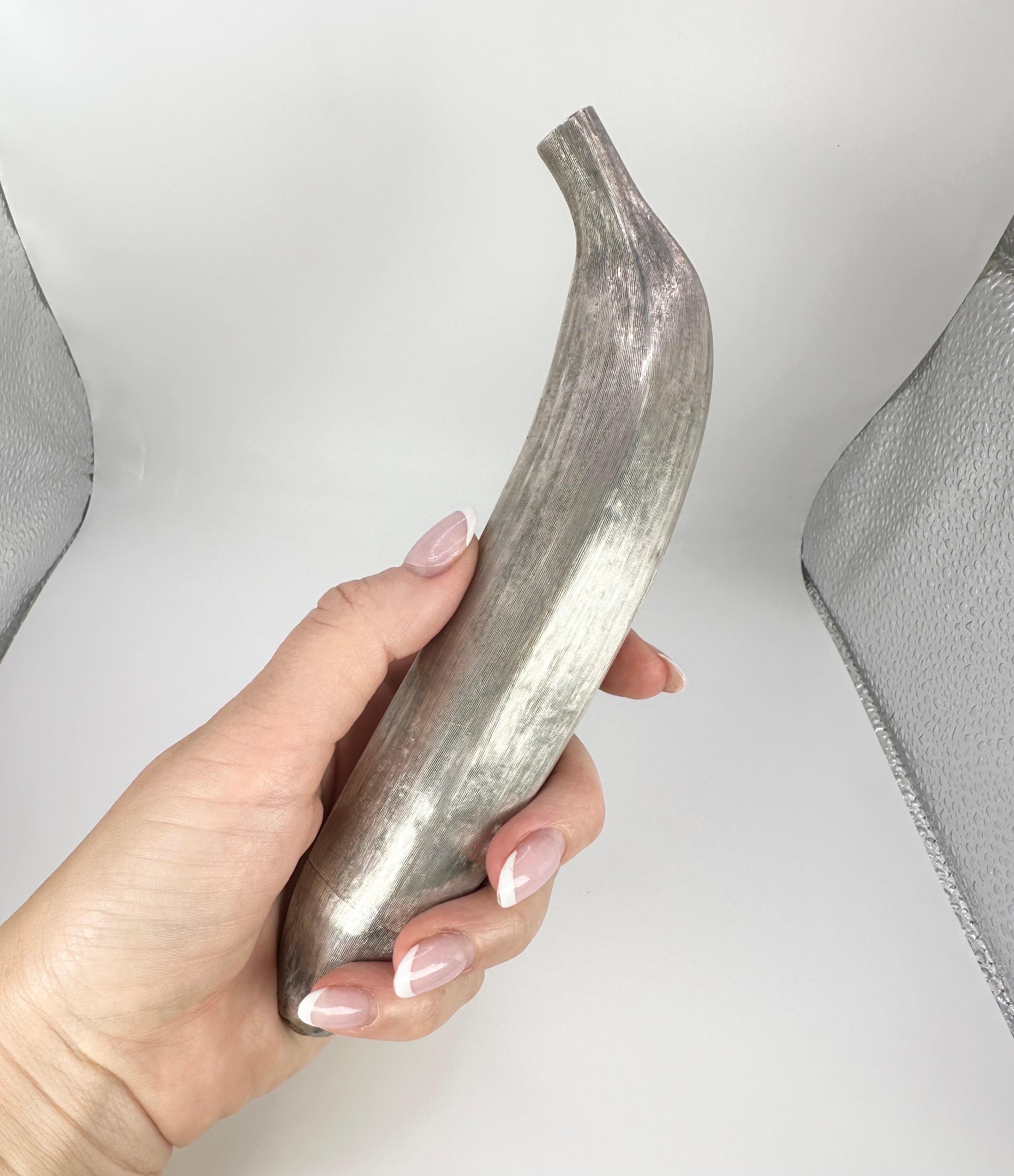 Portapuros Plátano Raro Plátano de plata hecho a mano en Excelente estado para la venta en Jupiter, FL
