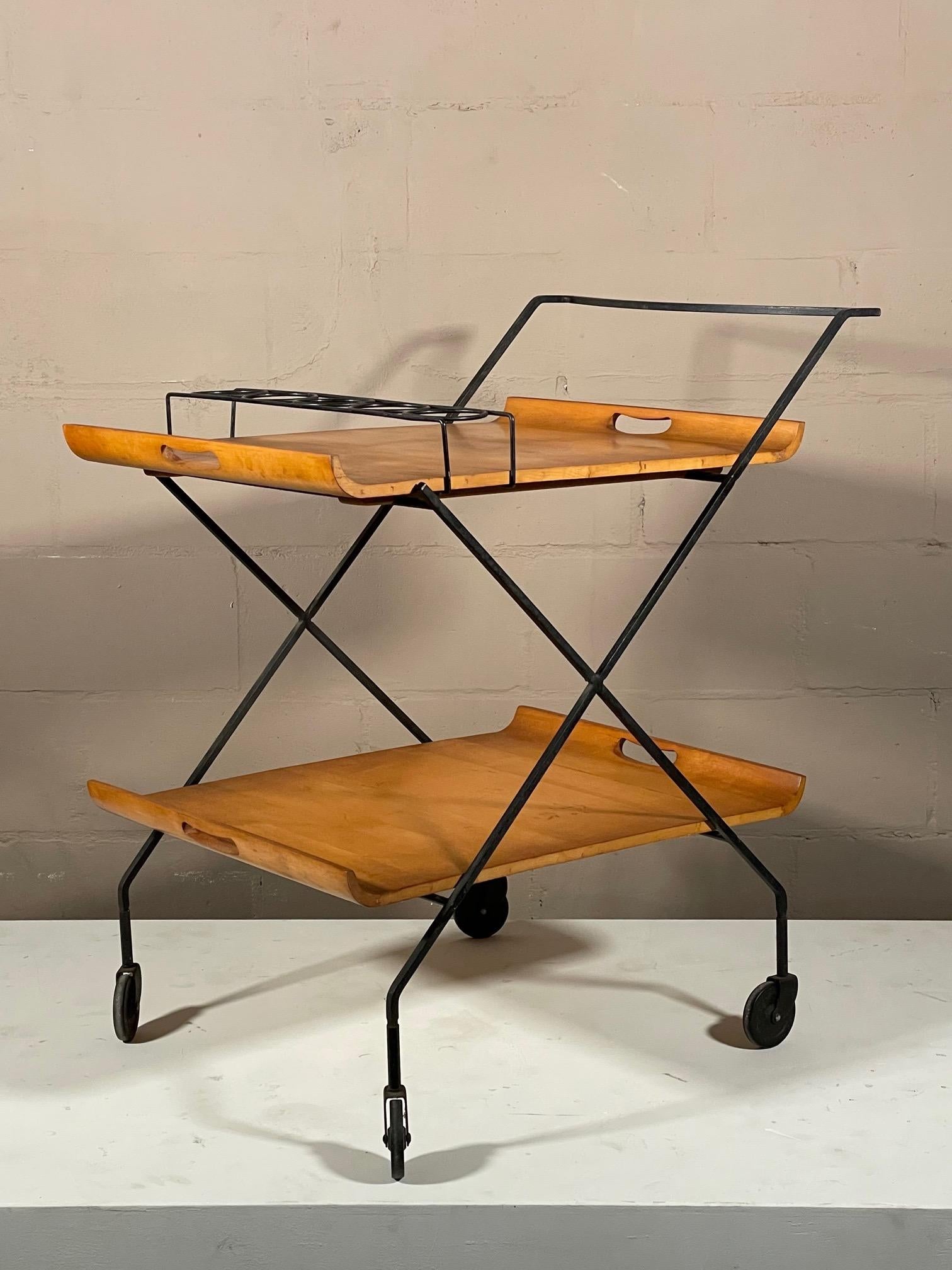Mid-Century Modern Rare Bar Cart by Milo Baughman with Removable Trays For Sale