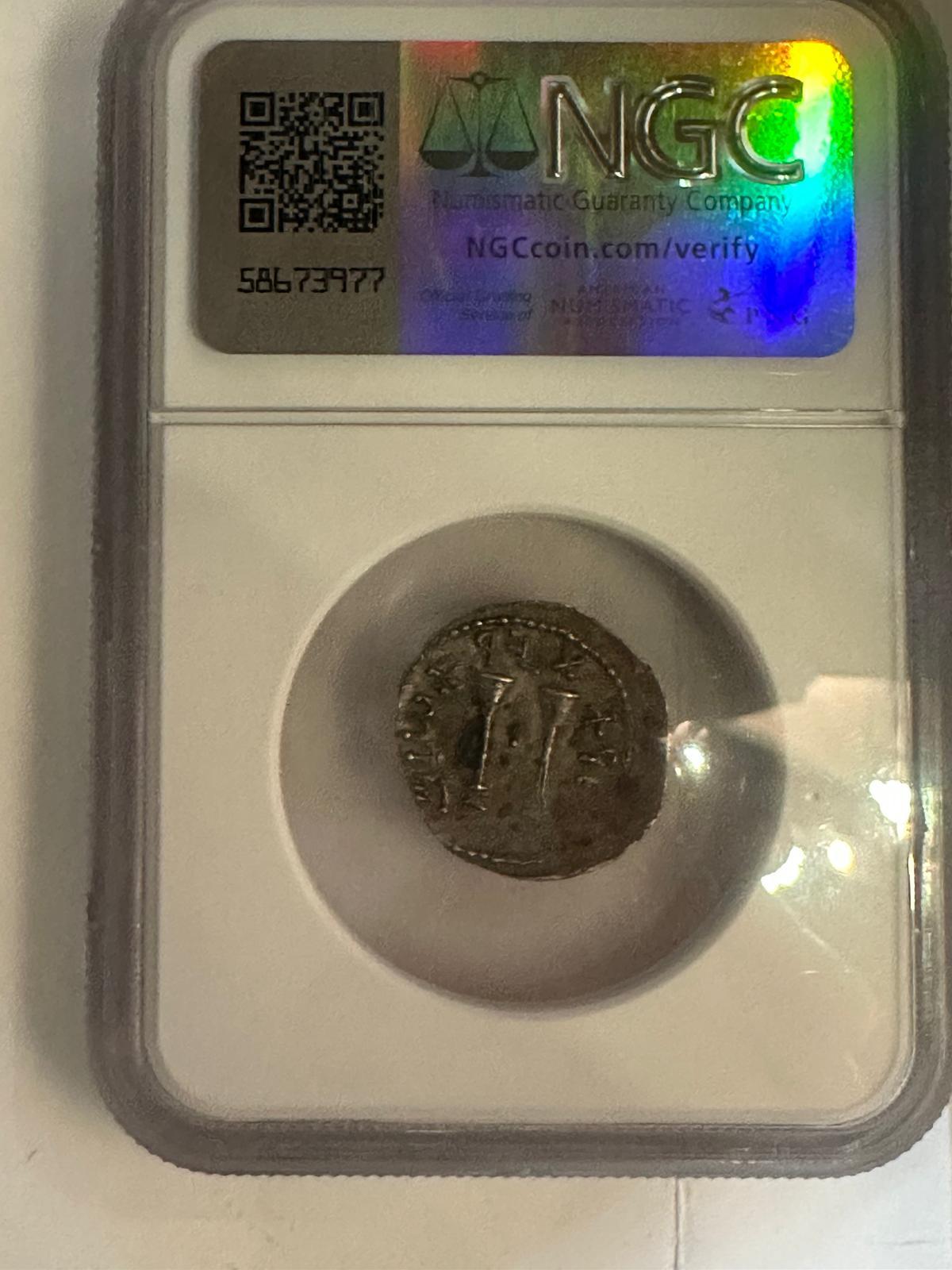 Hand-Crafted Rare Bar Kokhba Revolt Jewish Silver Zuz (132–135 AD) — Grapes & Temple Trumpets For Sale