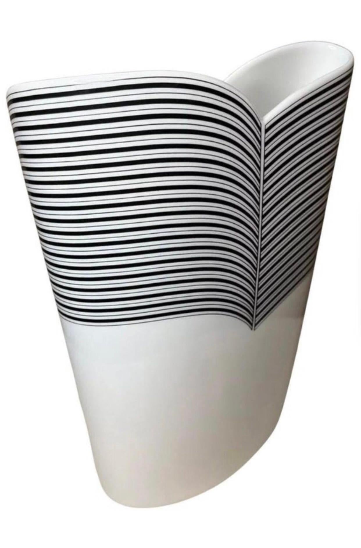 Mid-Century moderno Rara Barbara Brenner Rosenthal Studio A Linie Op Art Wave Vaso Germania Zecca in vendita