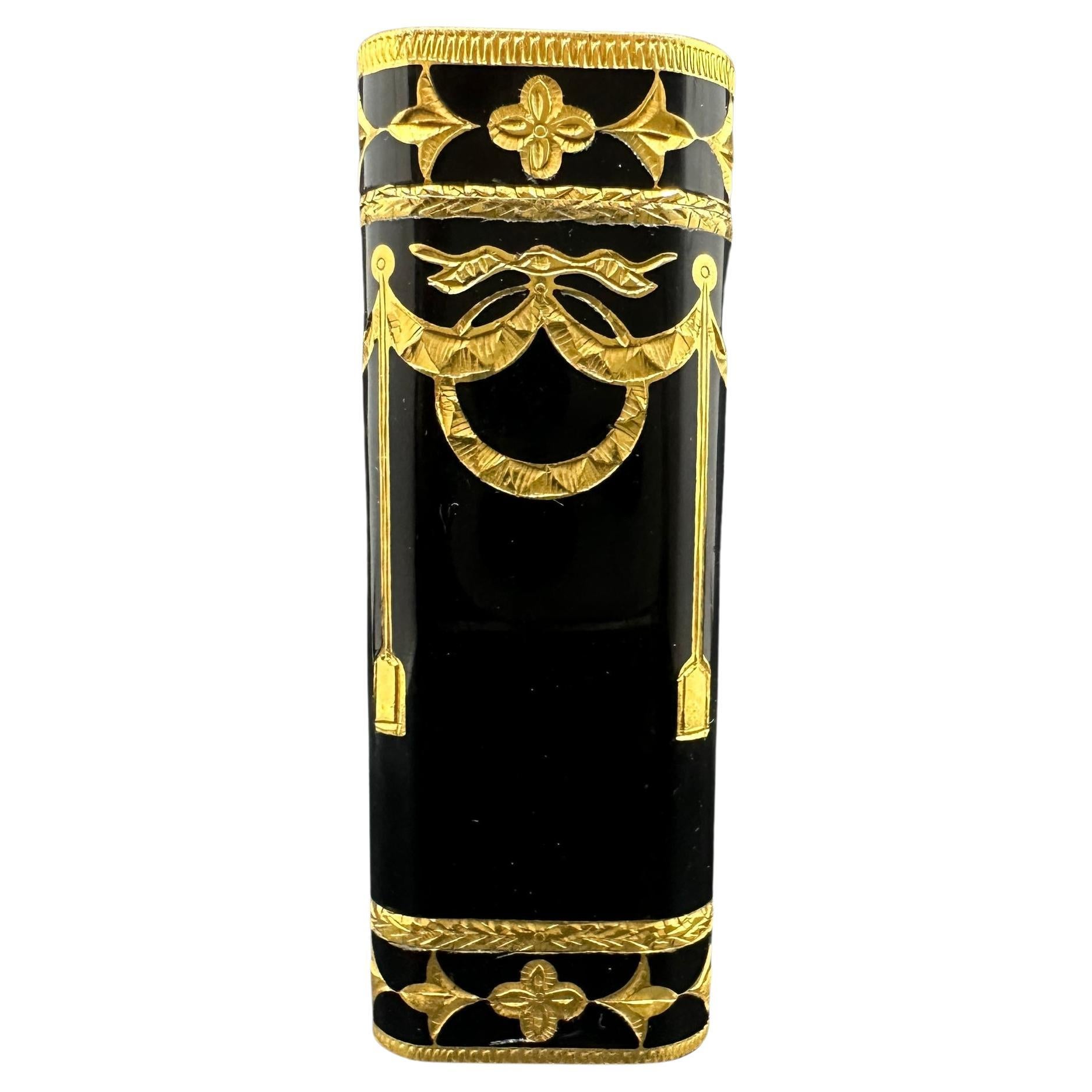 Rare Baroque Le Must De Cartier “Royking” 18 K Gold Inlay & Black Lacquer