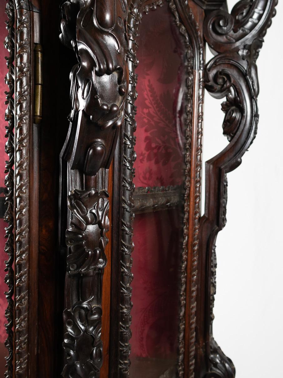 Rare Baroque Showcase with podium, 18th Century For Sale 4
