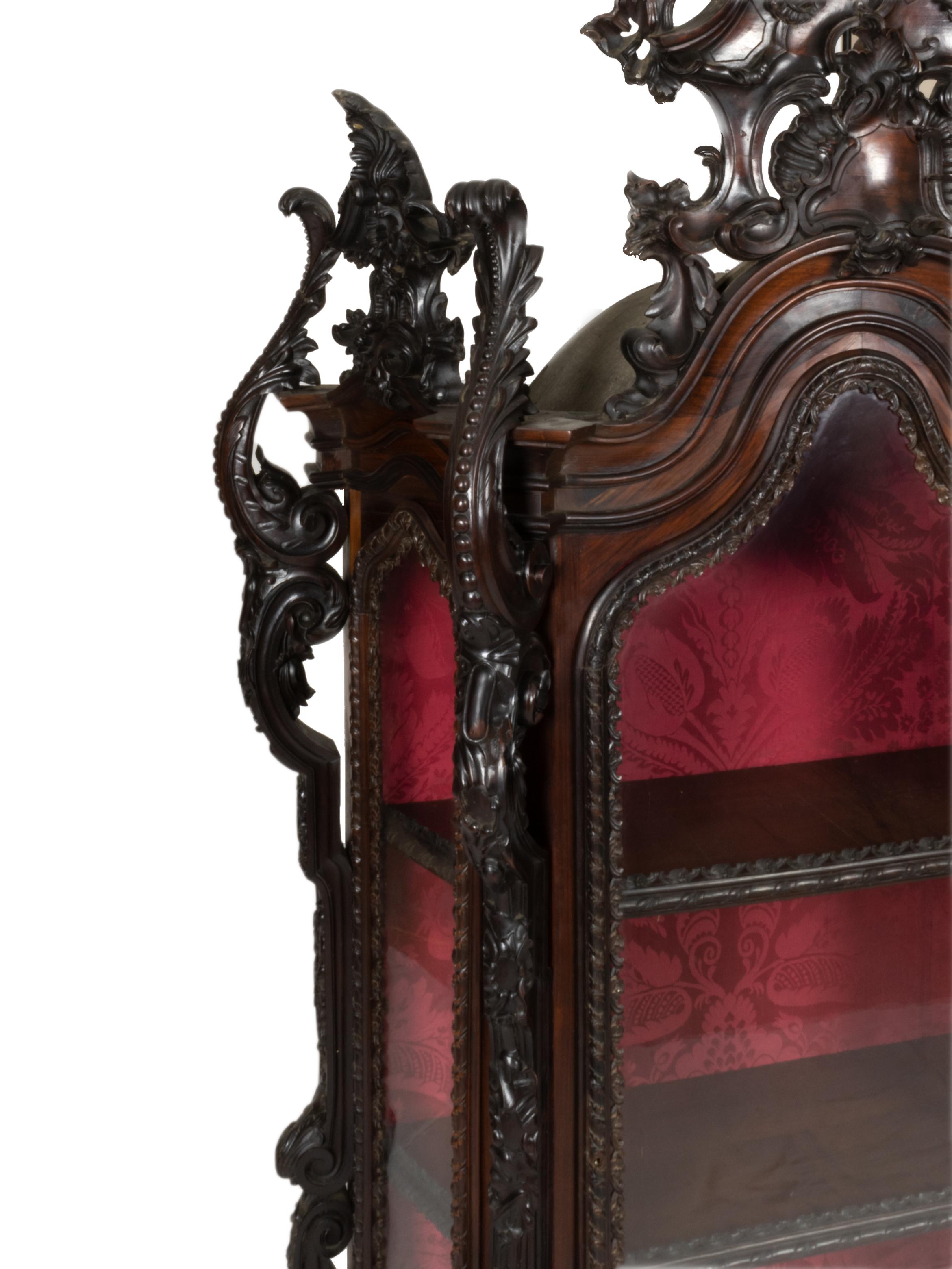 Rare Baroque Showcase with podium, 18th Century For Sale 8
