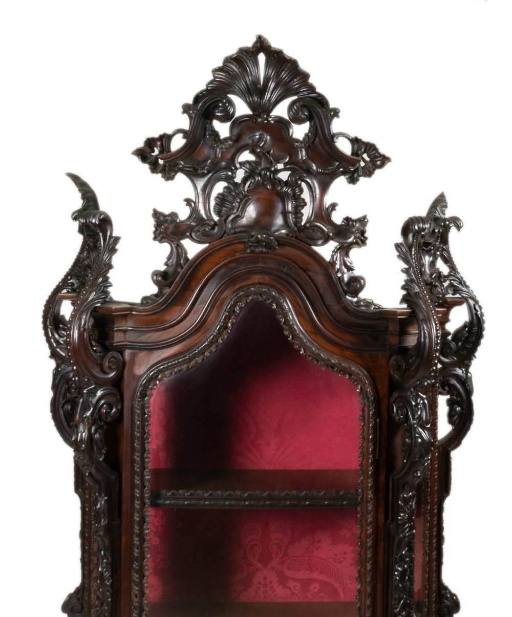 Rare Baroque Showcase with podium, 18th Century For Sale 10