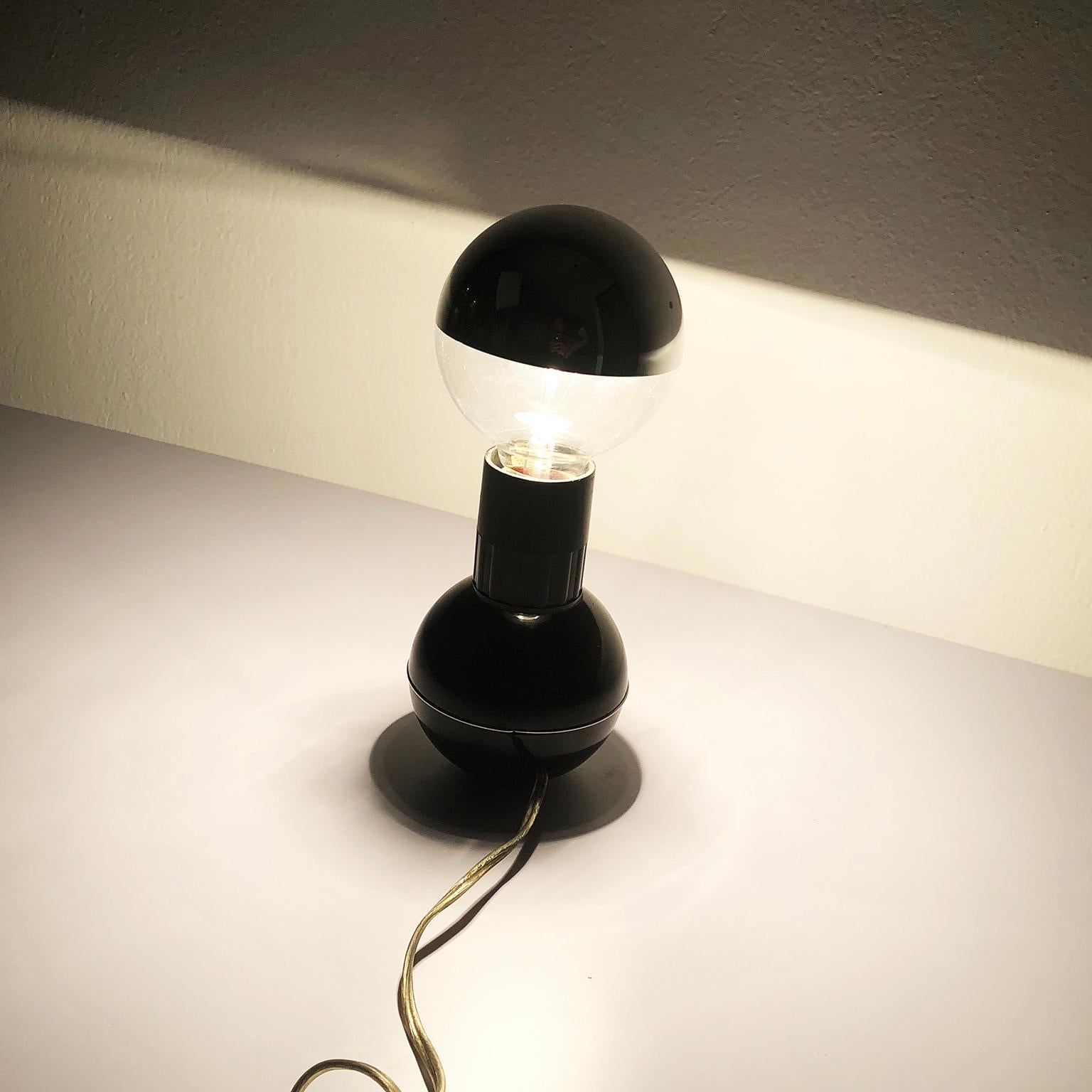 Seltene Bauhaus-Schreibtischlampe aus Bakelit mit Dimmer im Zustand „Gut“ im Angebot in Mexico City, CDMX