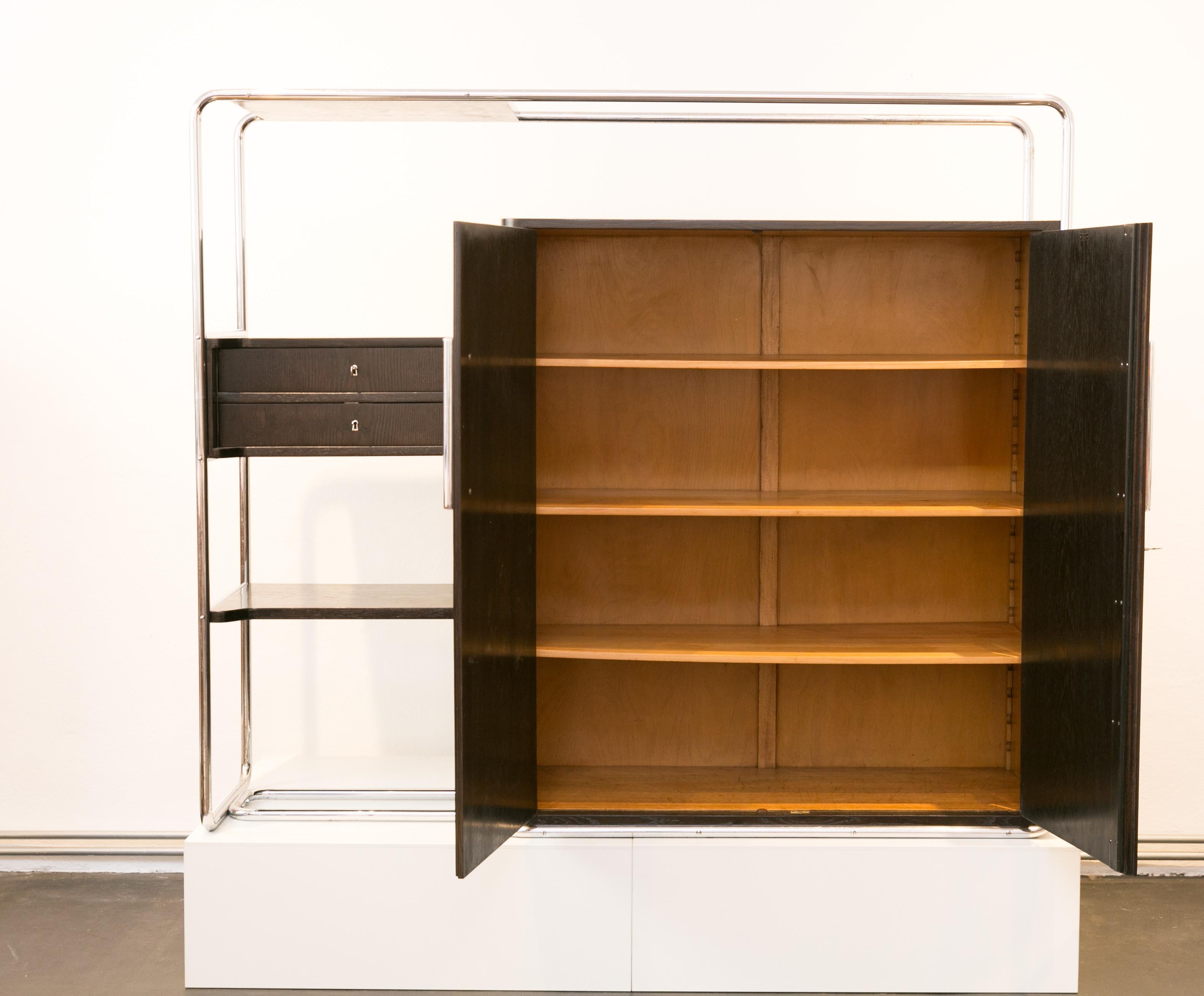 German Rare Bauhaus Cabinet B-290 by Bruno Weil for Thonet 1932