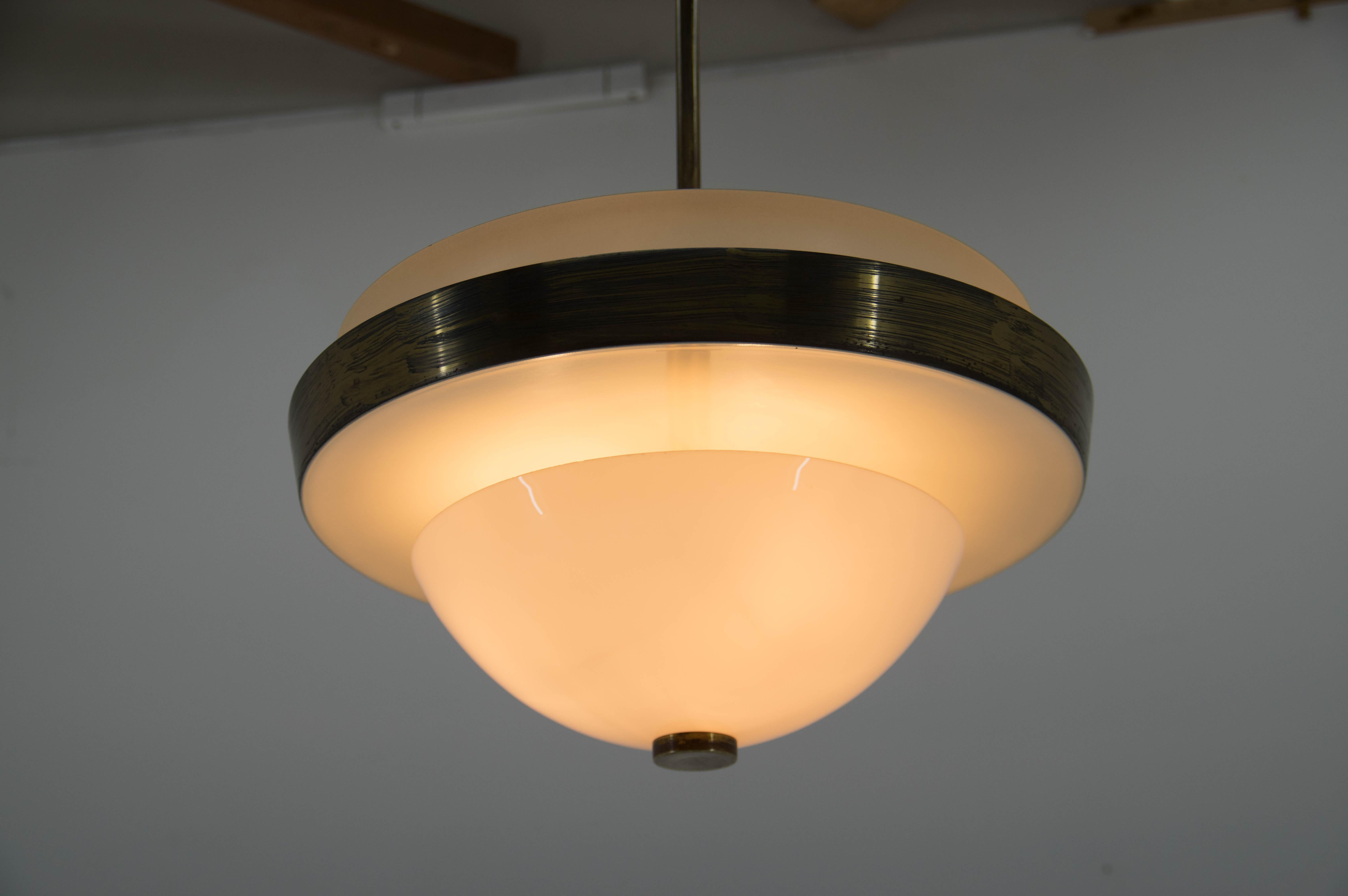 Rare Bauhaus Chandelier by IAS, 1930s In Good Condition For Sale In Praha, CZ