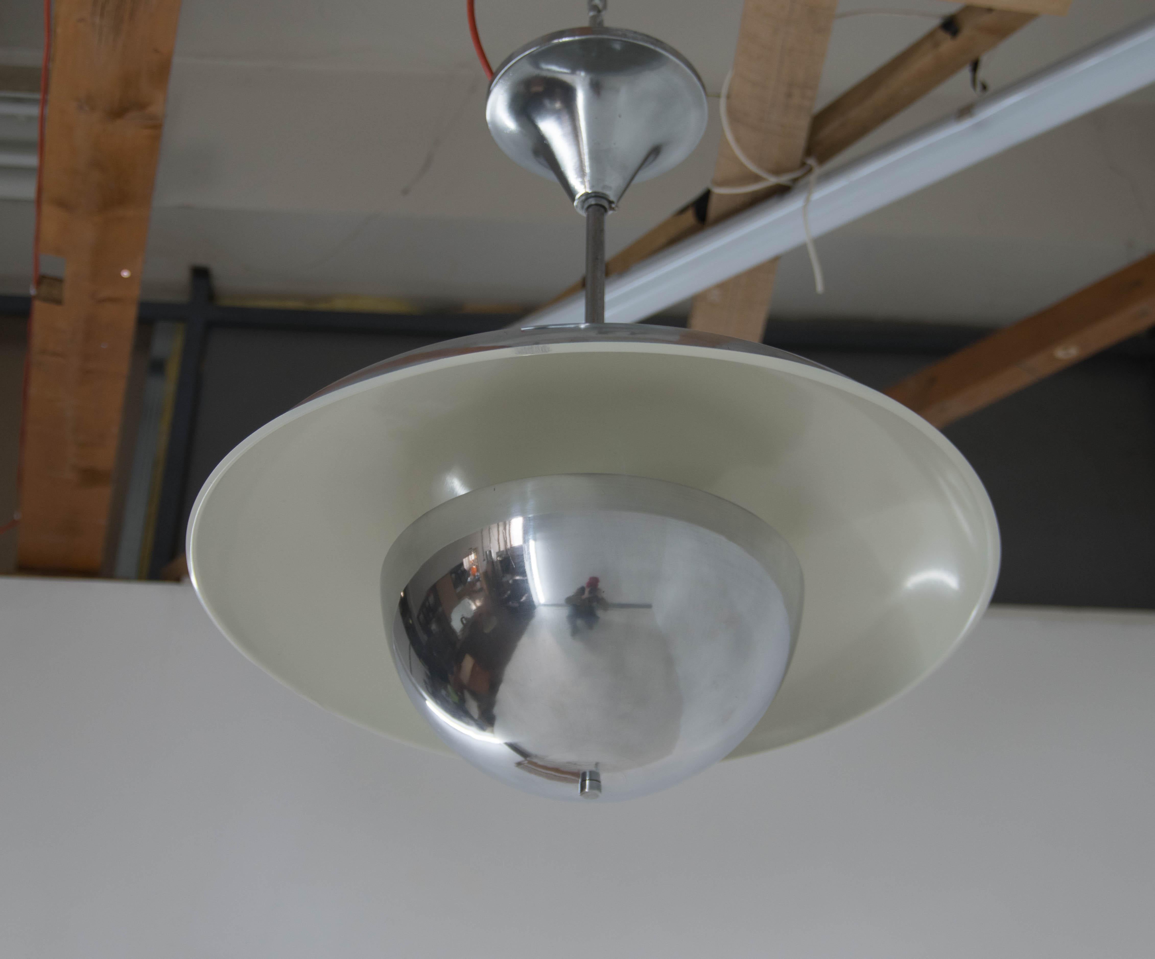 Rare Bauhaus Chandelier by IAS, 1930s, Restored In Good Condition For Sale In Praha, CZ