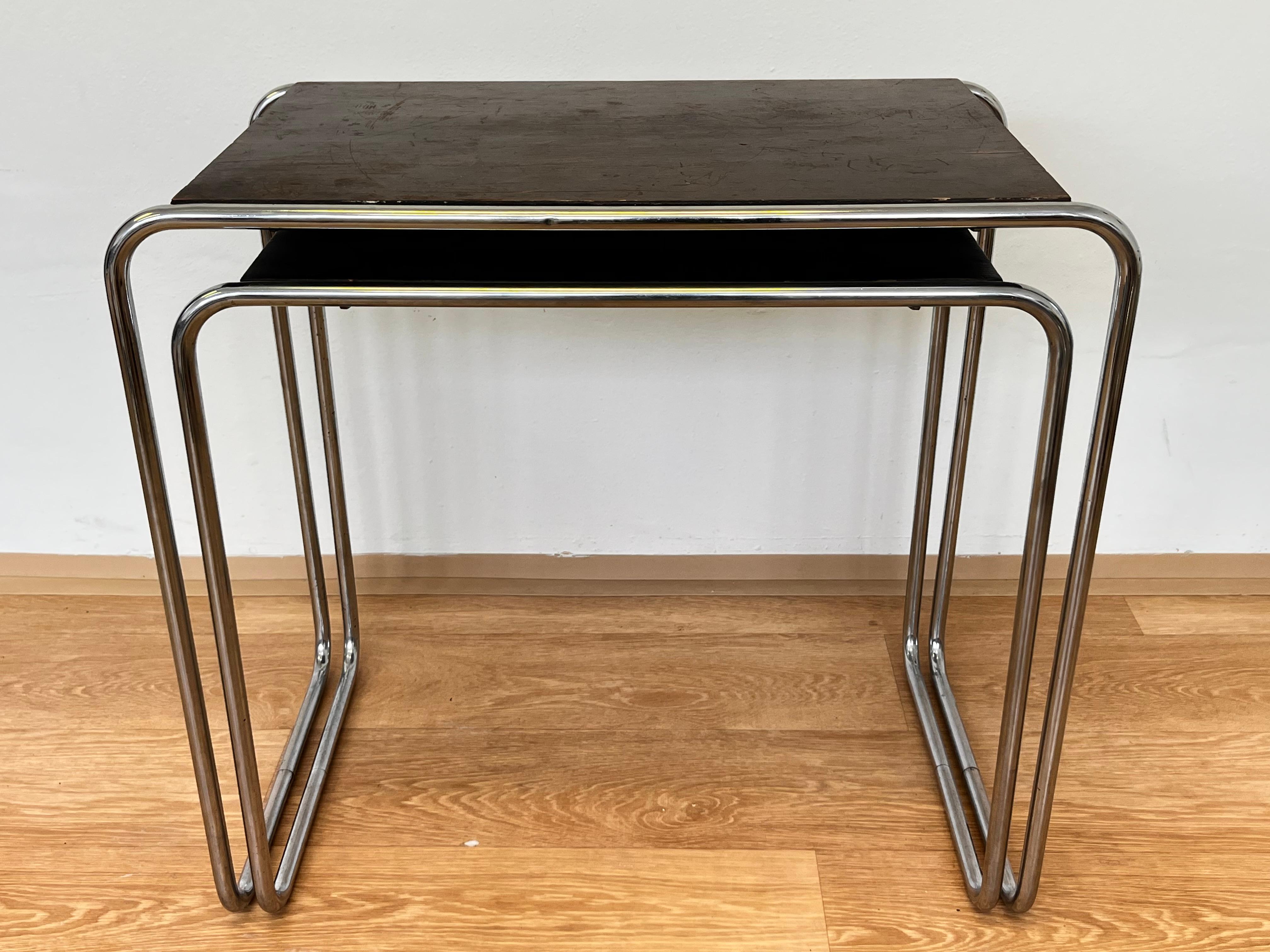 - 1930s
- Czechoslovakia
- Designed by Marcel Breuer
- Model B9
- Manufacturer: Mucke Melder (licensed for Thonet)
- marked
- wooden parts in original condition

