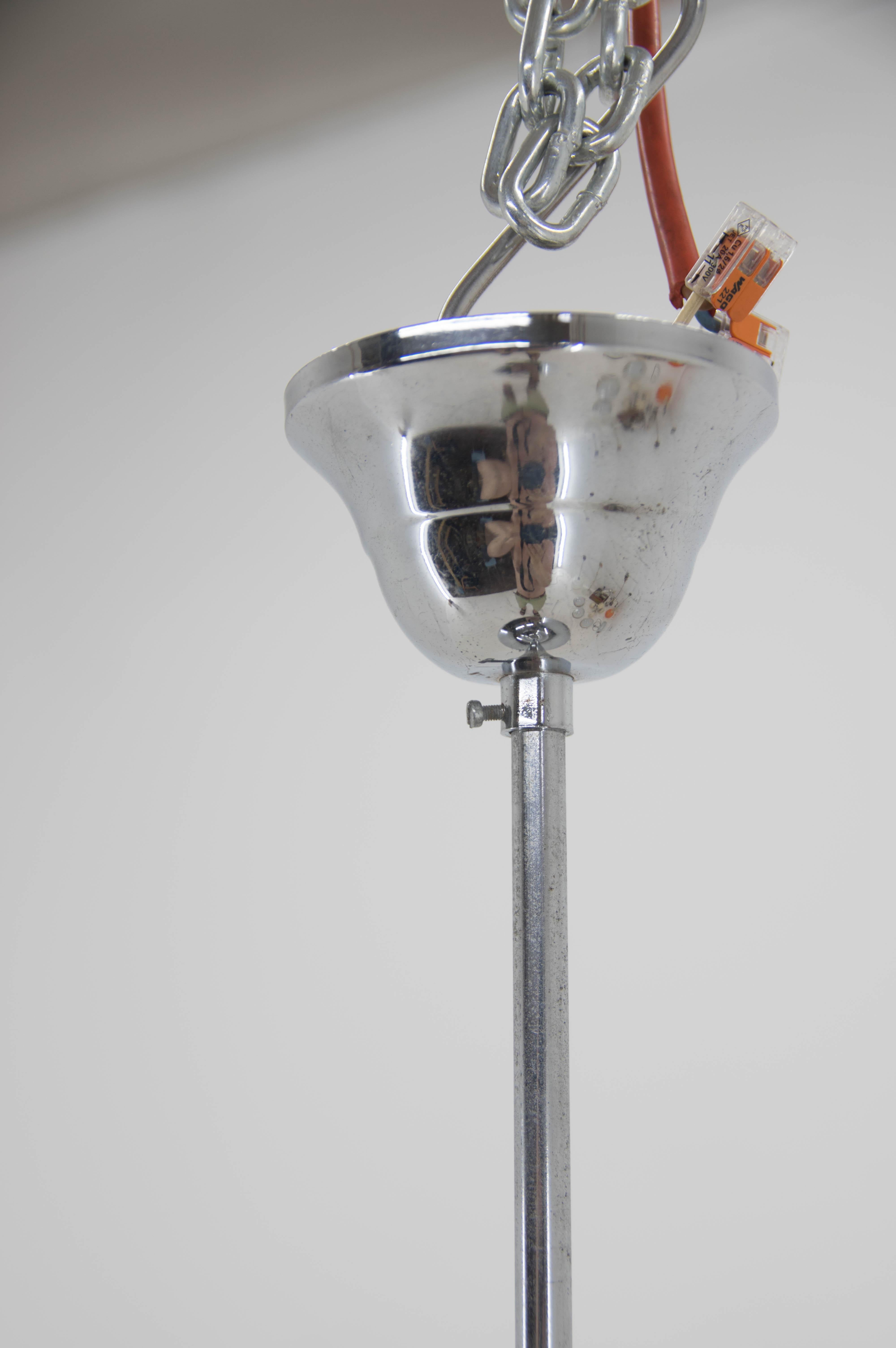 Tchèque Rare suspension chromée Bauhaus, années 1930, restaurée en vente