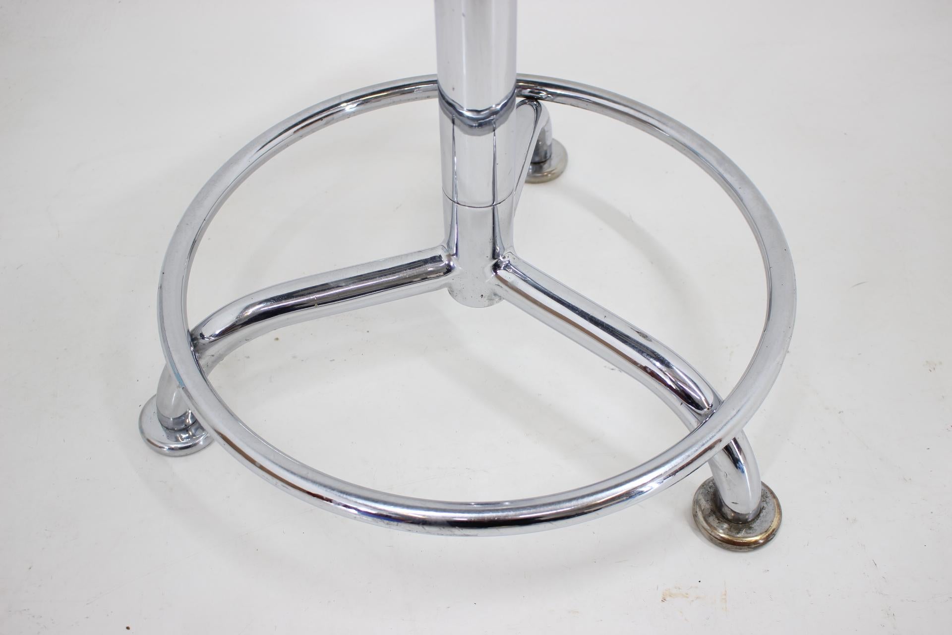 Rare Bauhaus Chrome Table by Robert Slezak, 1930 In Good Condition For Sale In Praha, CZ