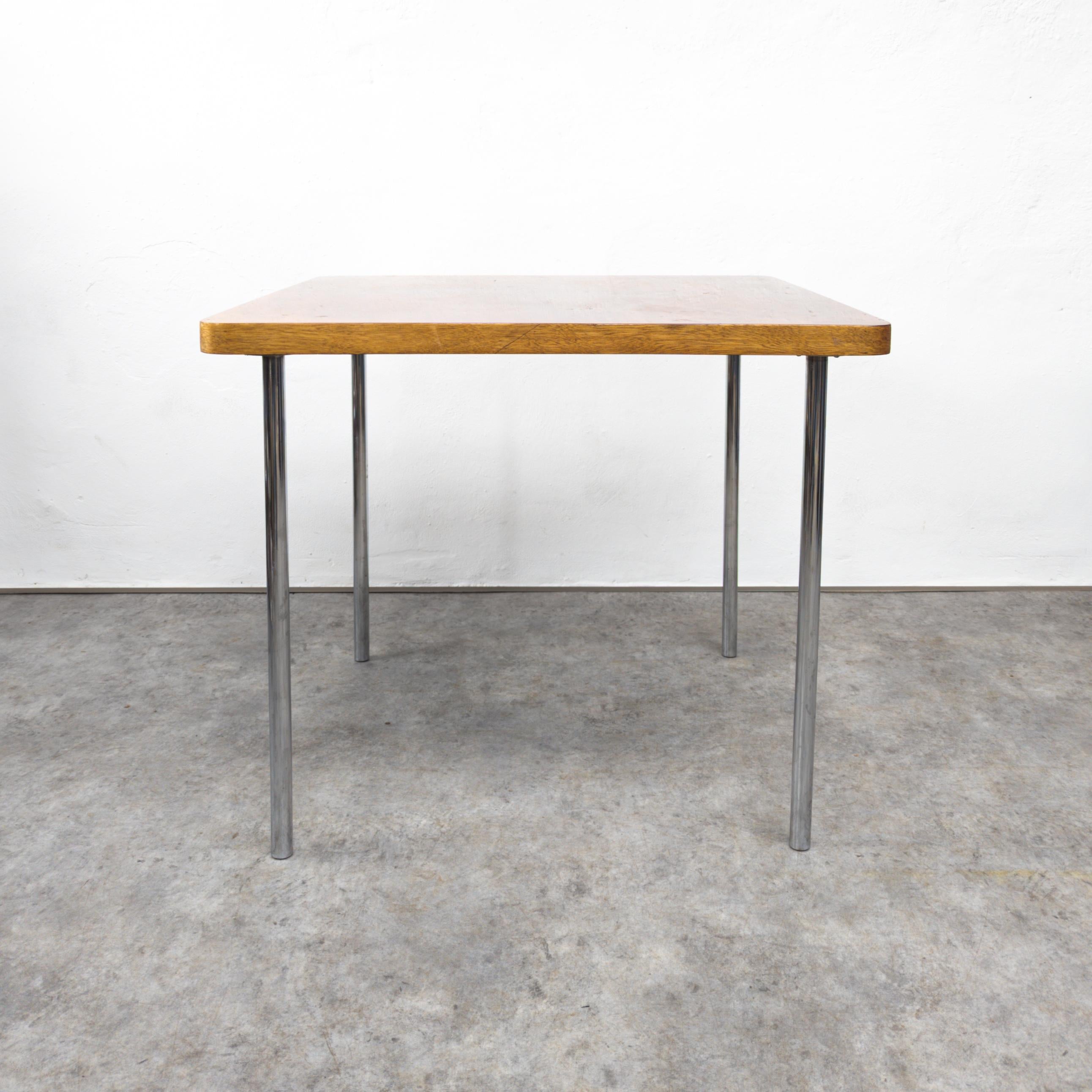 Rare table de salle à manger Bauhaus Thonet B 14 par Marcel Breuer  Bon état - En vente à PRAHA 5, CZ