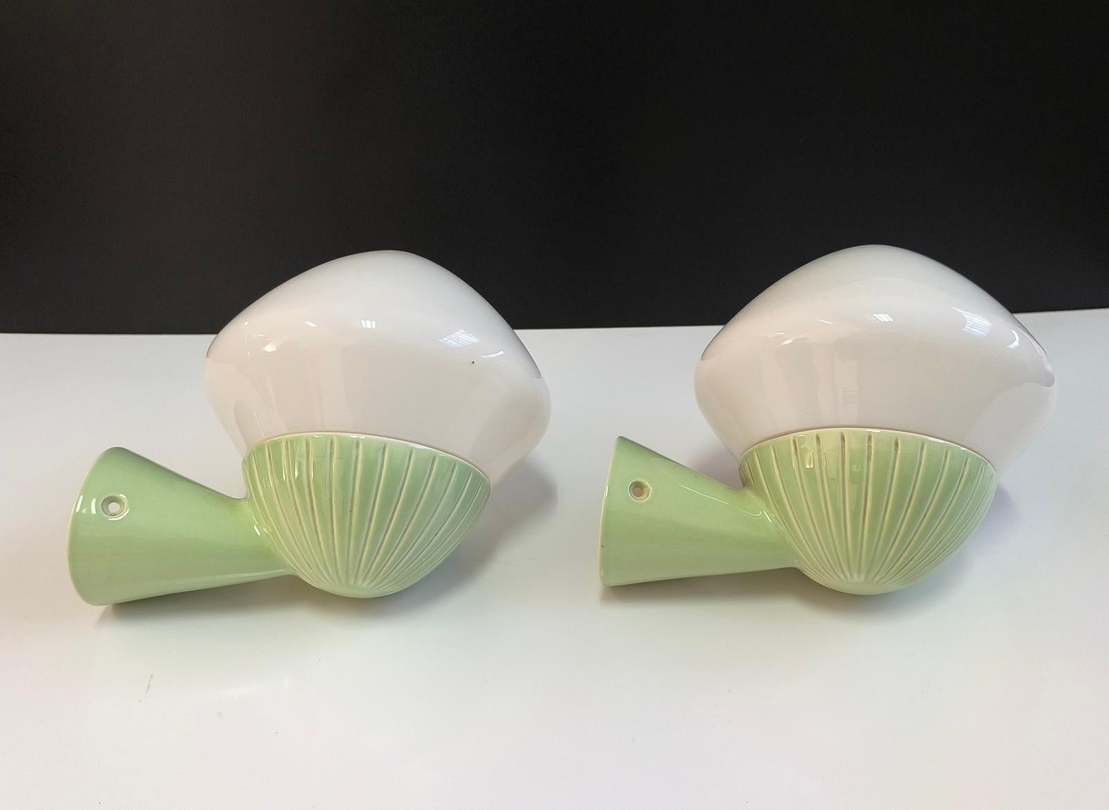 Rare Bauhaus Pistachio Green Ceramic Bathroom Lights, by Gunnar Nylund for Ifö For Sale 3