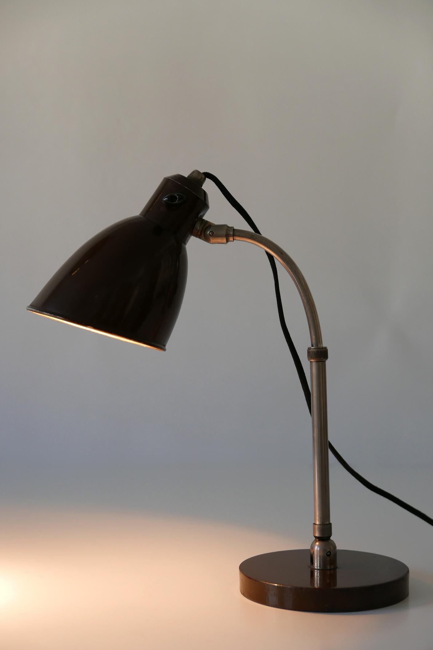 Rara lámpara de mesa Bauhaus 'Piccolo' de Christian Dell para Bünte & Remmler, años 30 en venta 3