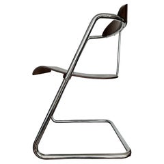 Rara silla Bauhaus de acero tubular cromado H-138 de J. Halabala, años 30