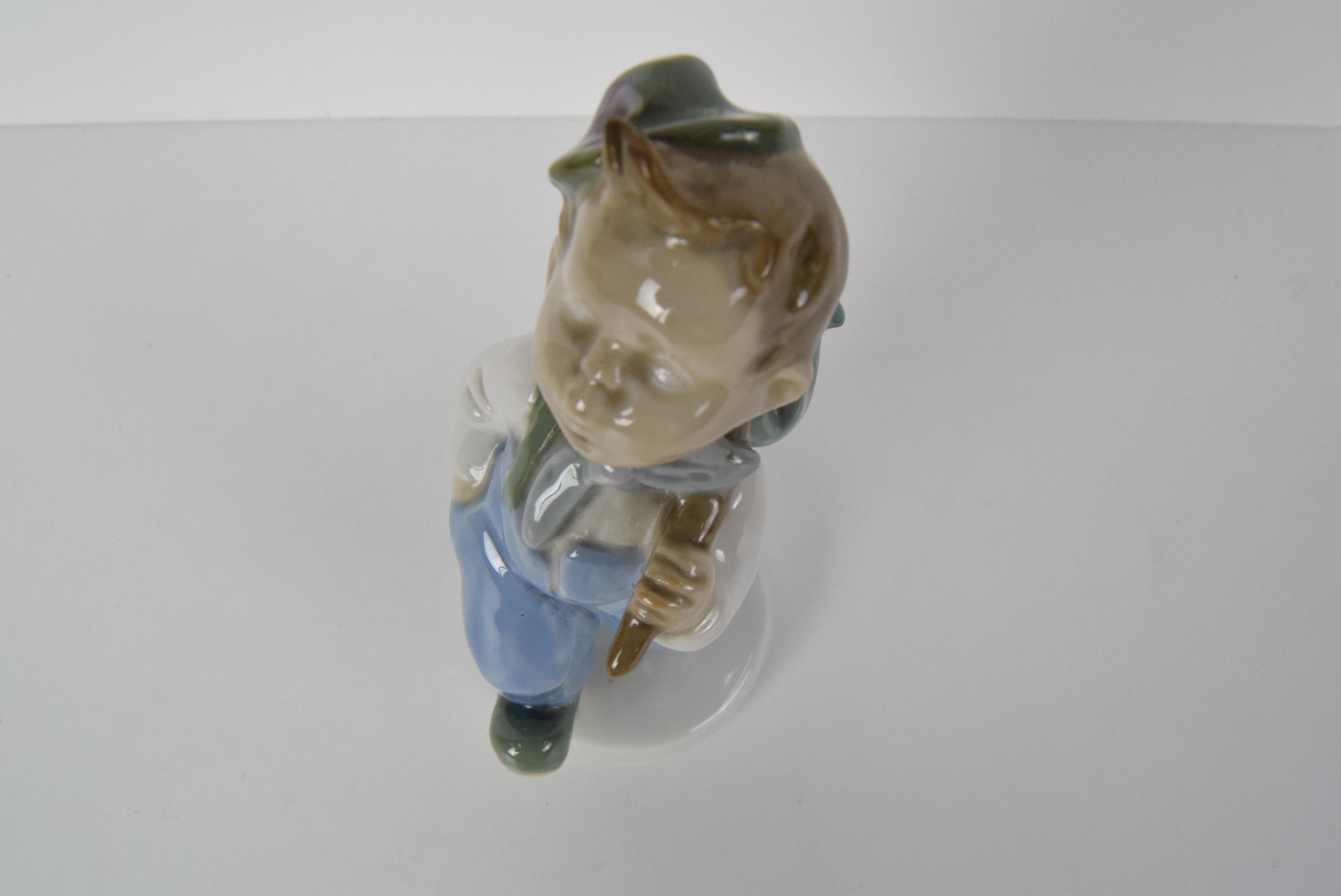 Rare Beautiful Design Porcelain Boy Figurine by Ella Strobach König/ ROYAL DUX For Sale 5