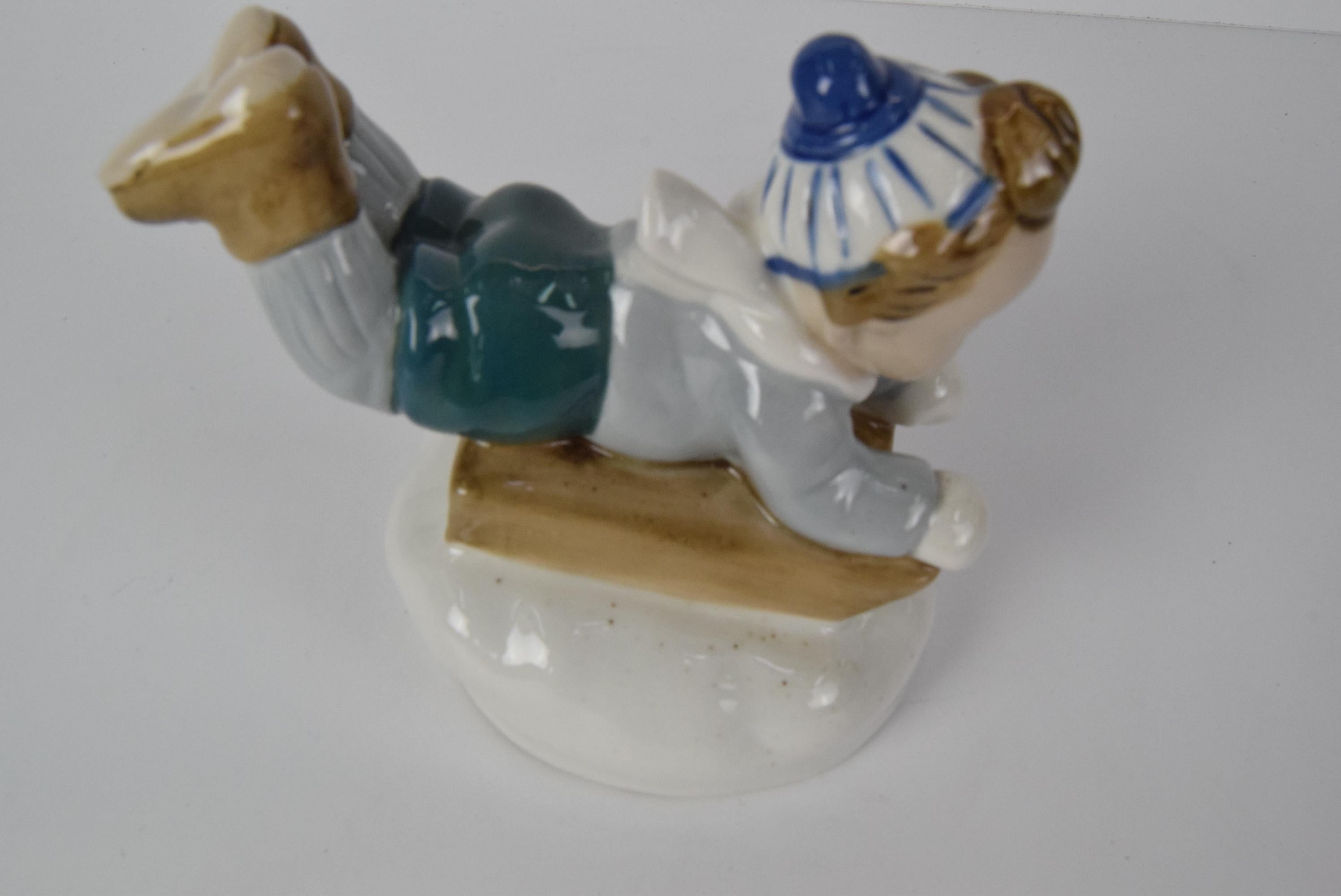 Rare Beautiful Design Porcelain Boy Figurine by Ella Strobach König/ ROYAL DUX For Sale 3