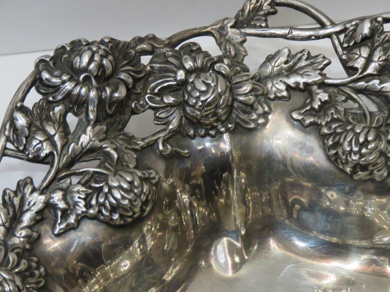 Rare Beautiful HEAVY 19th C Spaulding & Co Sterling Silver 925 Compote Tazza In Good Condition For Sale In New York, NY