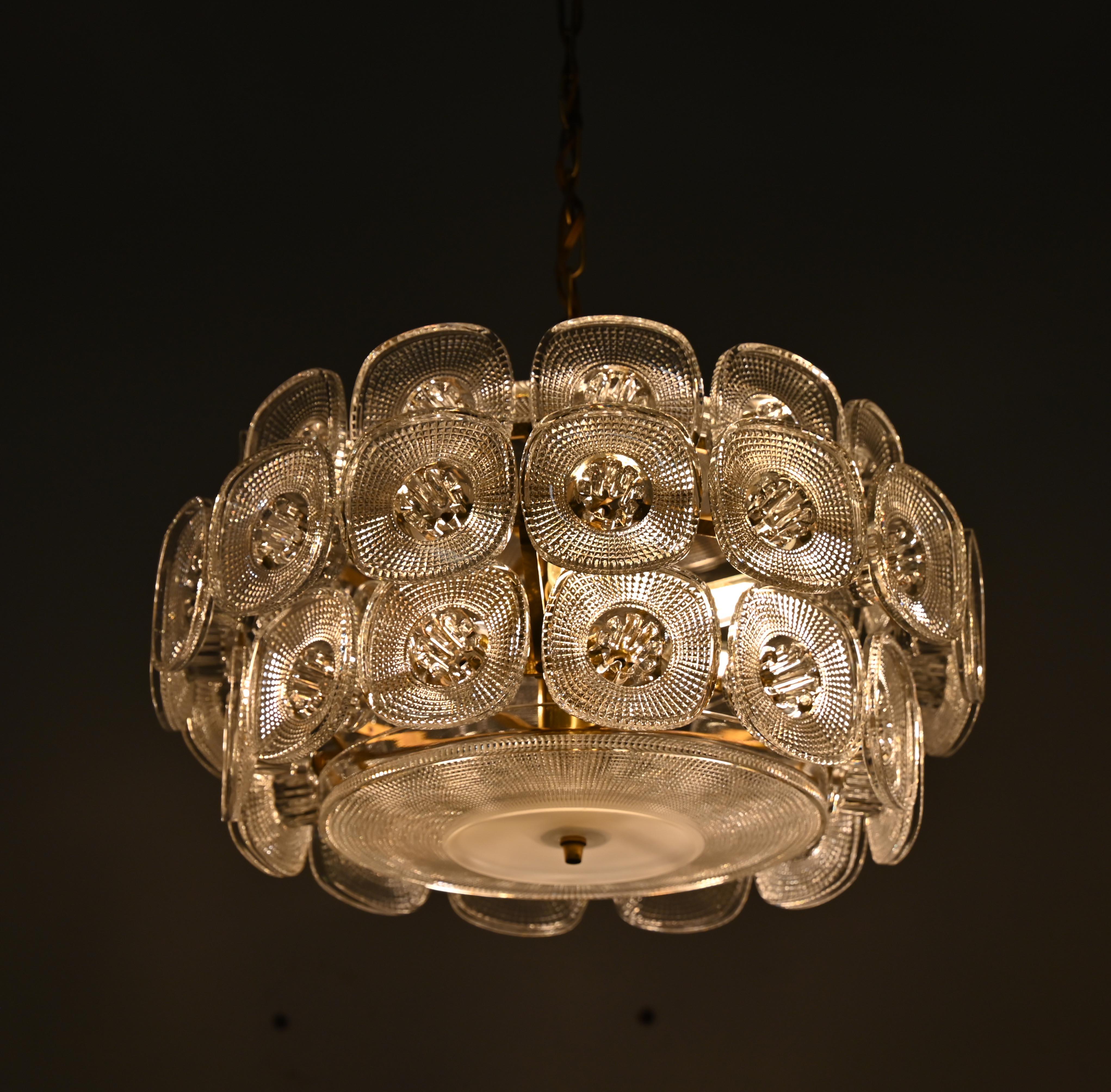 Rare Beautiful Vineta Chandelier by Kjell Blomberg from the 1960s For Sale 6