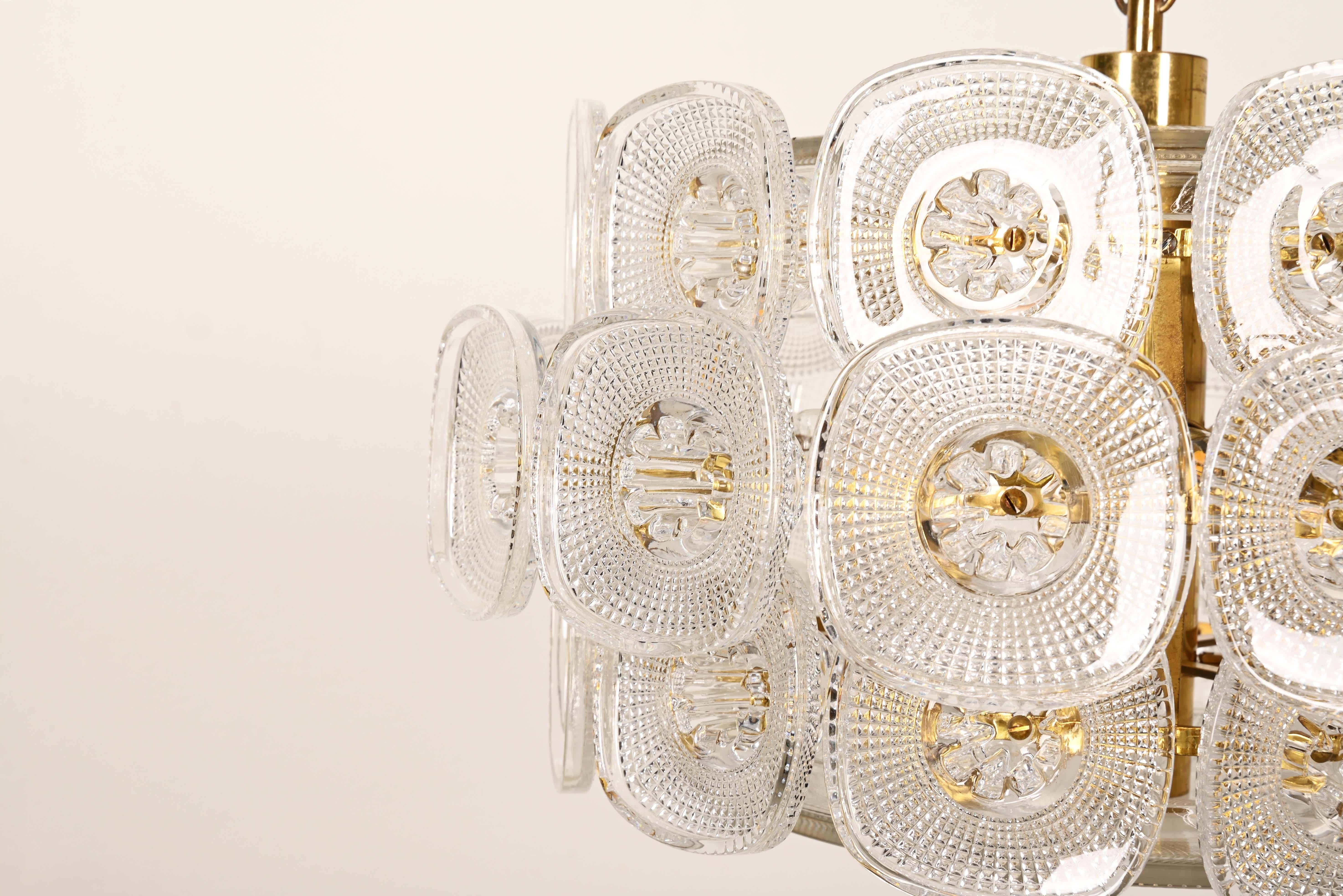 Rare Beautiful Vineta Chandelier by Kjell Blomberg from the 1960s In Good Condition For Sale In Vienna, AT