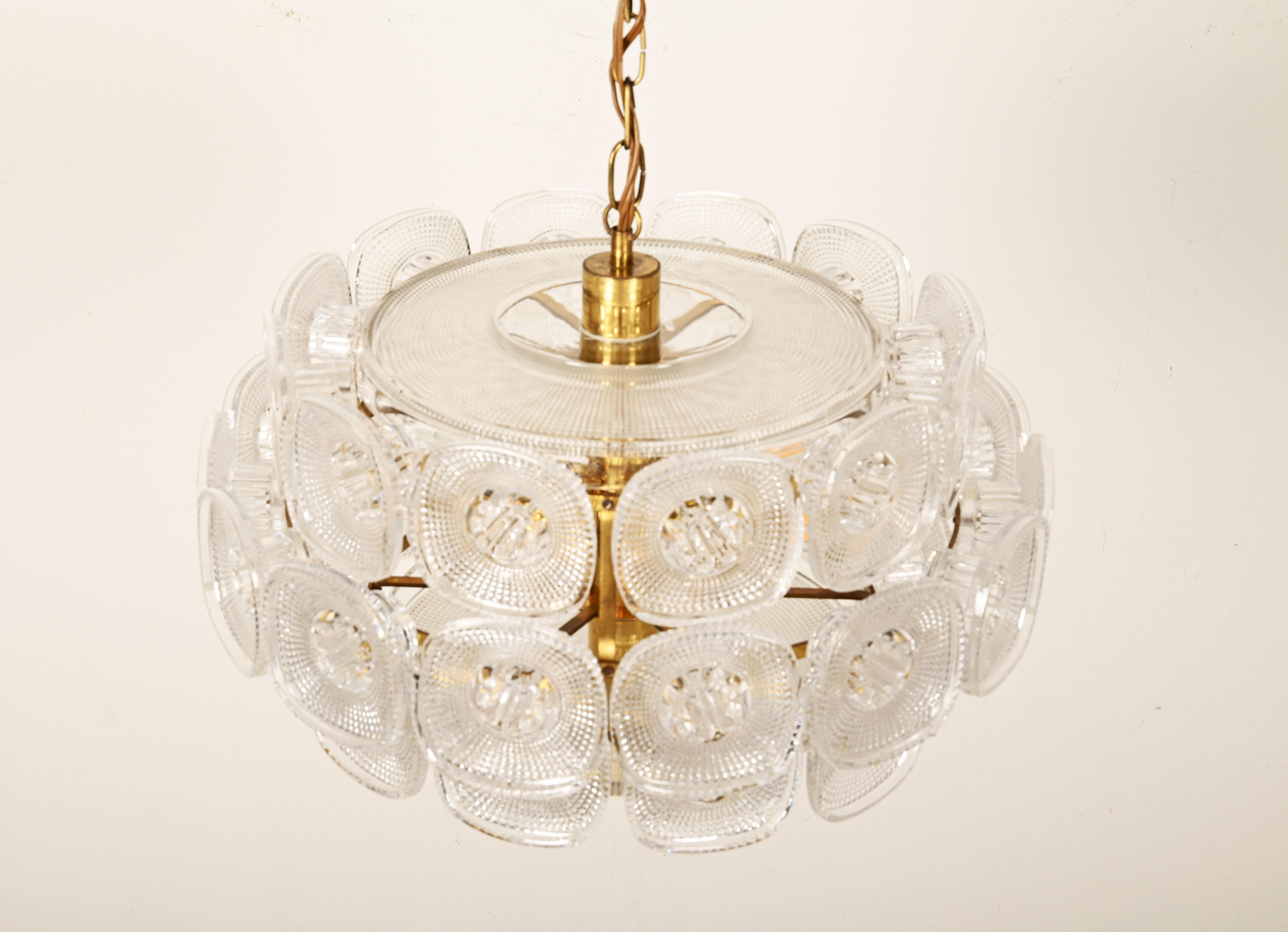 Mid-20th Century Rare Beautiful Vineta Chandelier by Kjell Blomberg from the 1960s For Sale