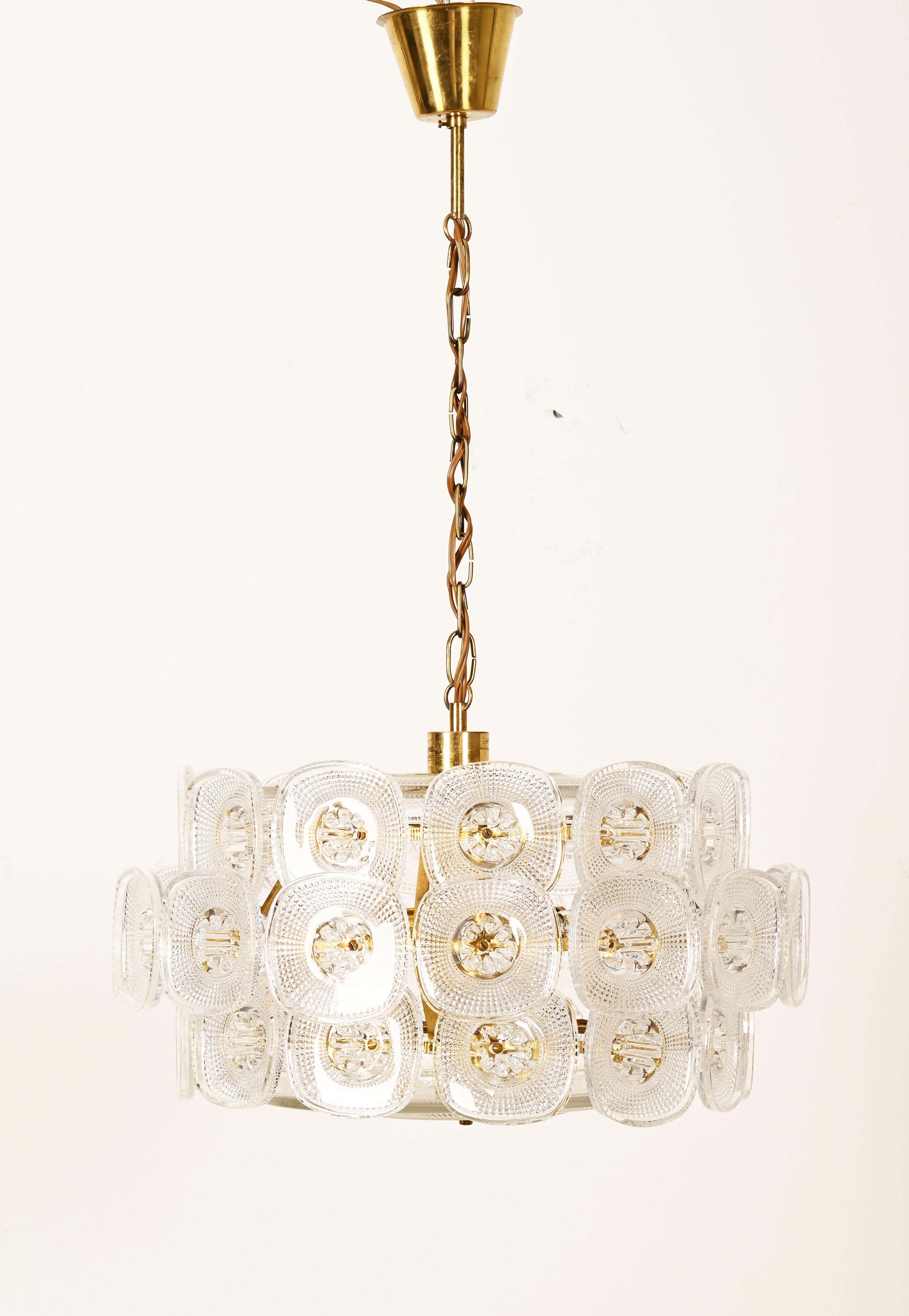 Rare Beautiful Vineta Chandelier by Kjell Blomberg from the 1960s For Sale 1