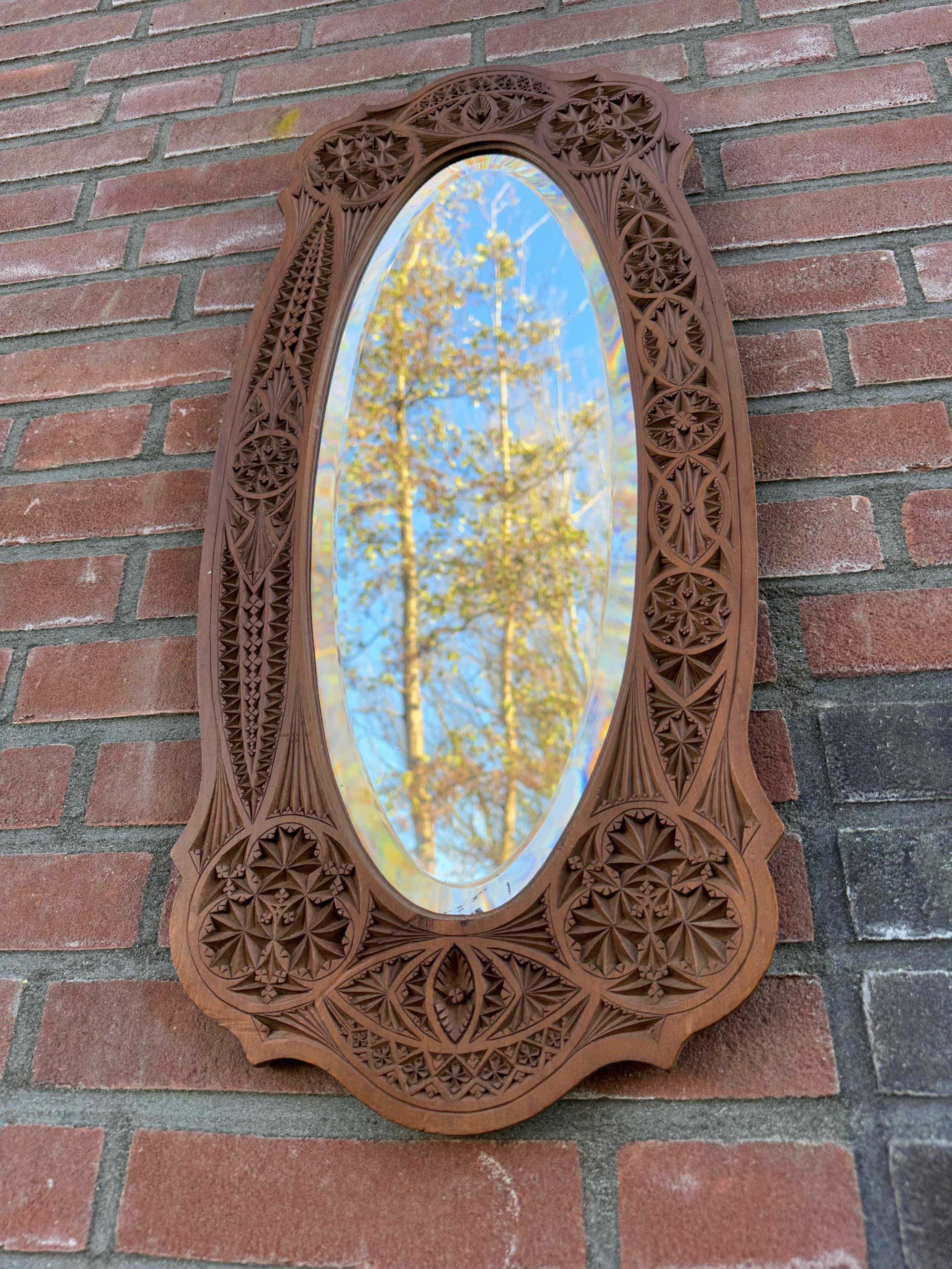 Rare & Beautifully Hand-Carved Antique Dutch Arts & Crafts Beveled Wall Mirror In Good Condition For Sale In Lisse, NL