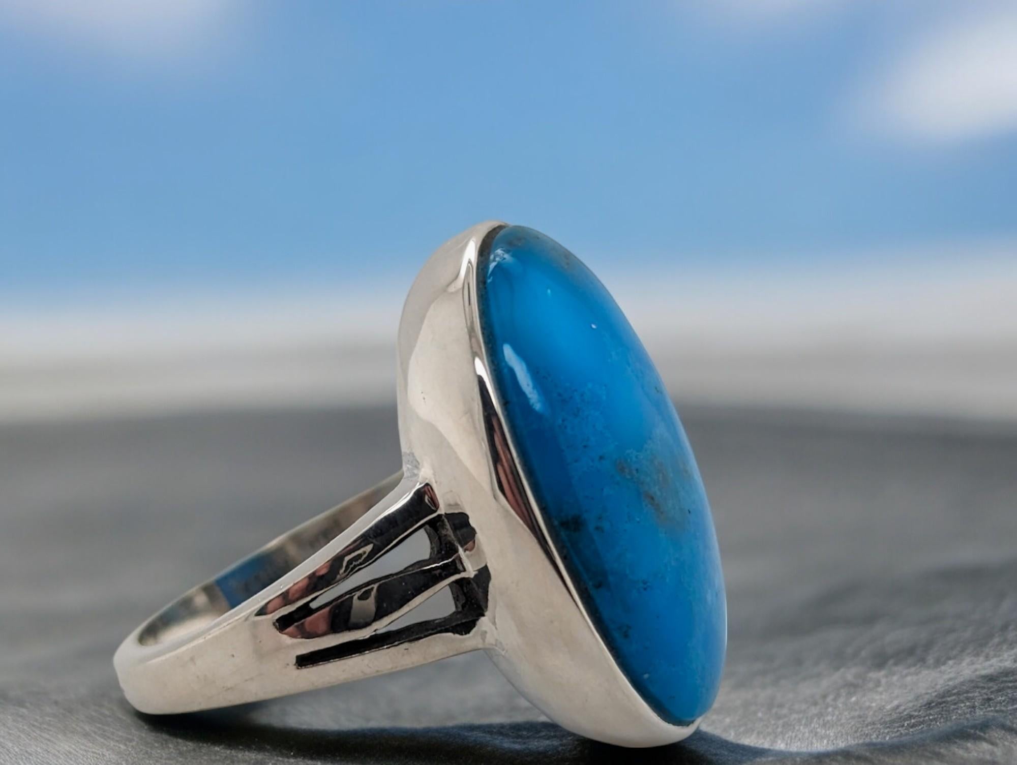 Rare Beauty: Translucent Bingmay Turquoise Ring (Size 7) In New Condition In Greeneville, TN