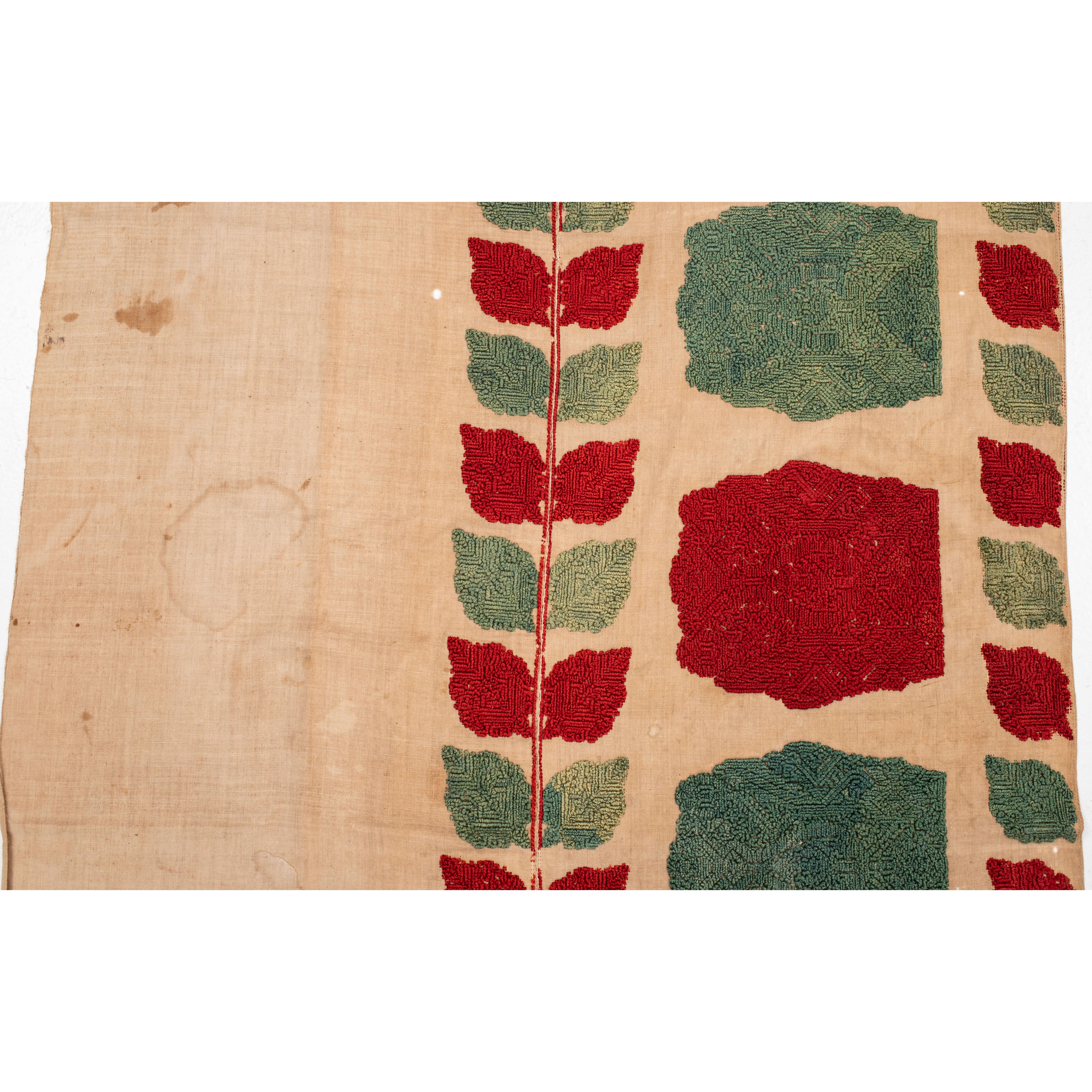 Rare broderie de tente de lit de Rhodes, Grèce, 18e siècle en vente 1