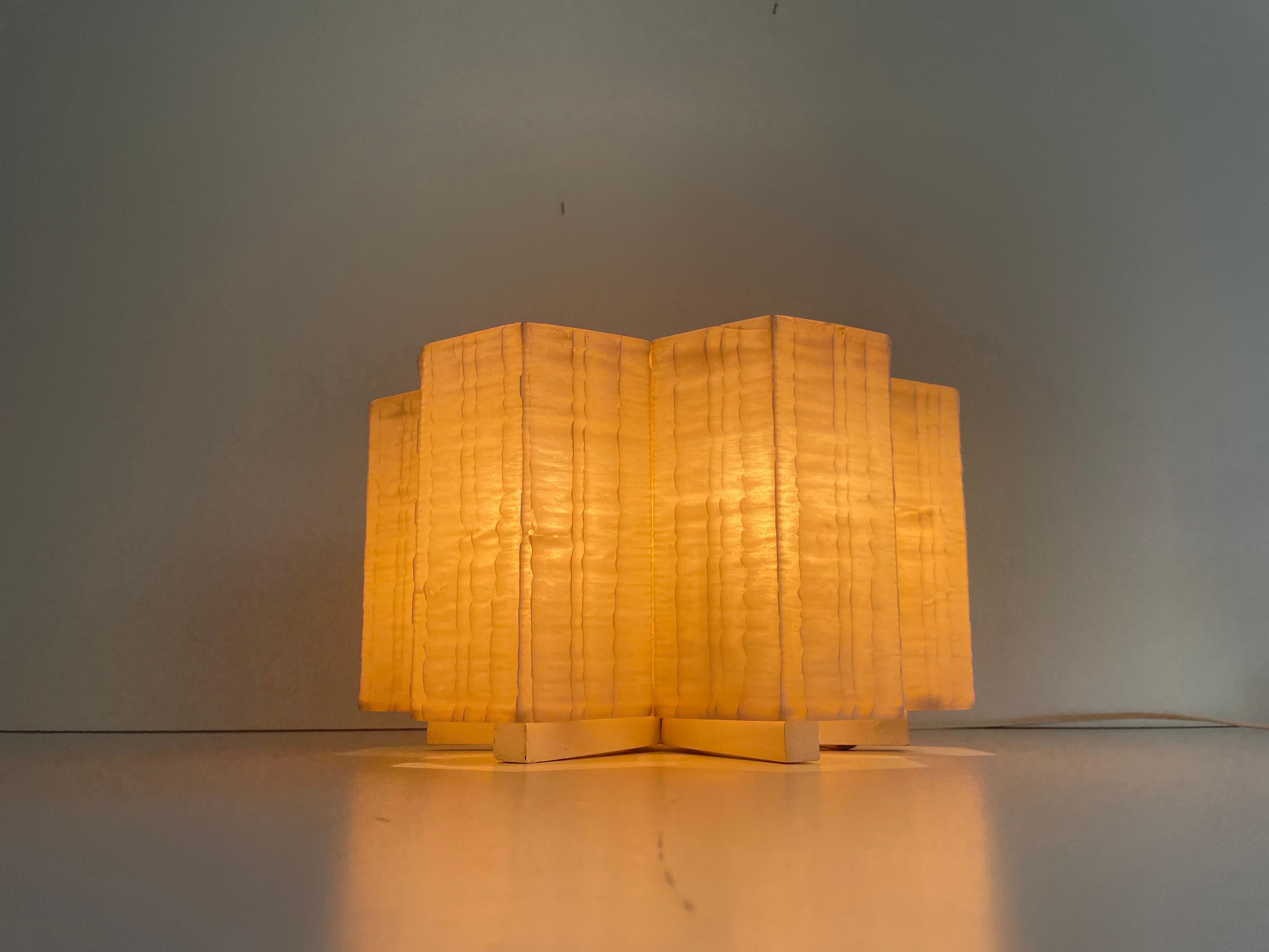 Rare Bee Honeycomb Design Fiberglass Flush Mount Light, 1960s, Allemagne en vente 4